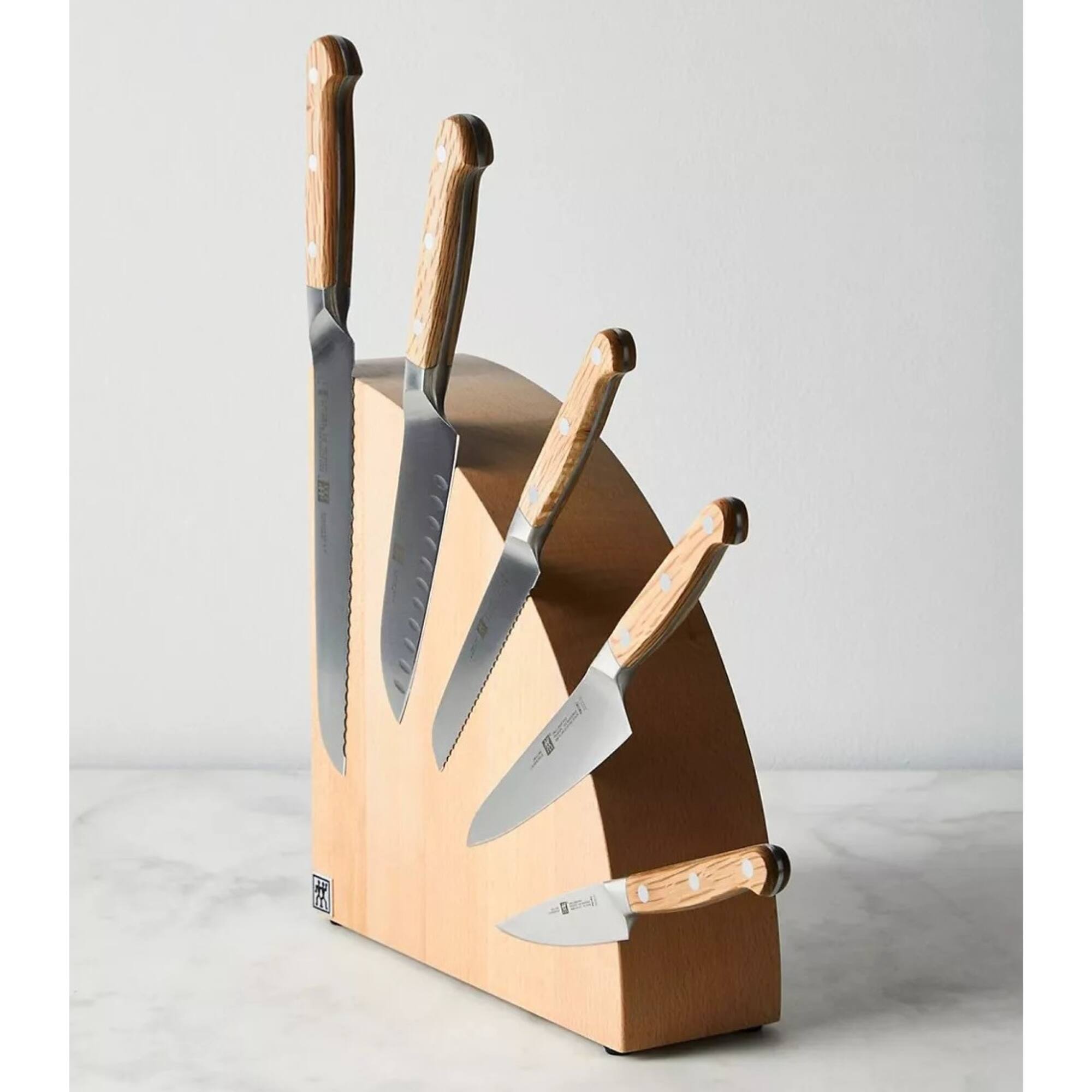 Alt View 2. ZWILLING - ZWILLING Italian Round Magnetic Knife Block - Natural Beechwood - Natural Beechwood.