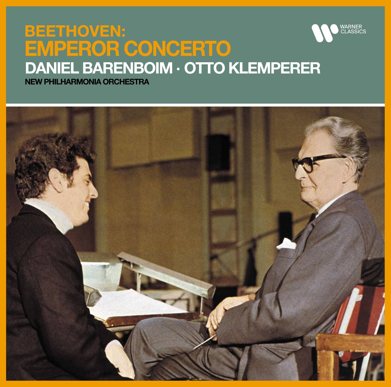 BEETHOVEN:  
EMPEROR CONCERTO  
DANIEL BARENBOIM • OTTO KLEMPERER  
NEW PHILHARMONIA ORCHESTRA  

WARNER CLASSICS