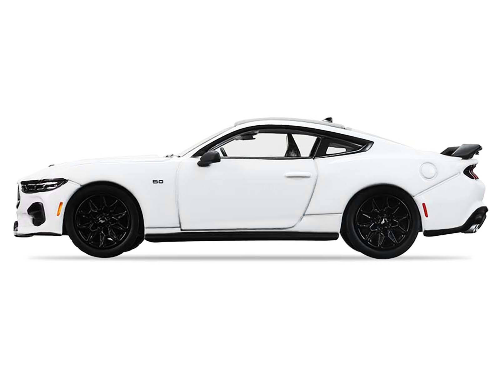 Alt View 1. Greenlight - 2024 Ford Mustang Oxford White with Black Top "GreenLight Muscle" Series 30 1/64 Diecast Model Cars by Greenlight.