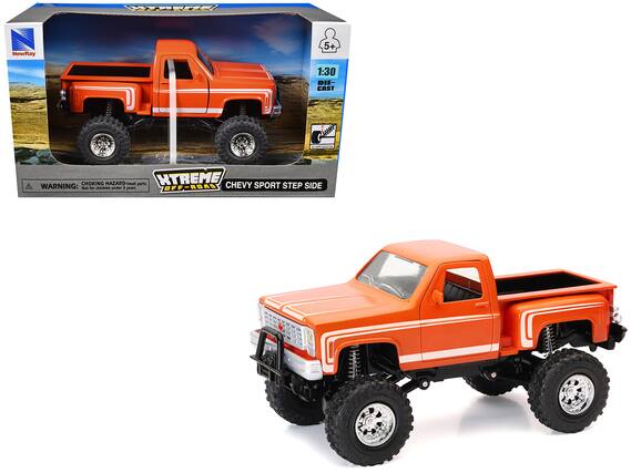 NewRay
1:30 DIE-CAST
5+
CHOKING HAZARD - Small parts
WARNING: Not for children under 3 years
XTREME OFF-ROAD
CHEVY SPORT STEP SIDE