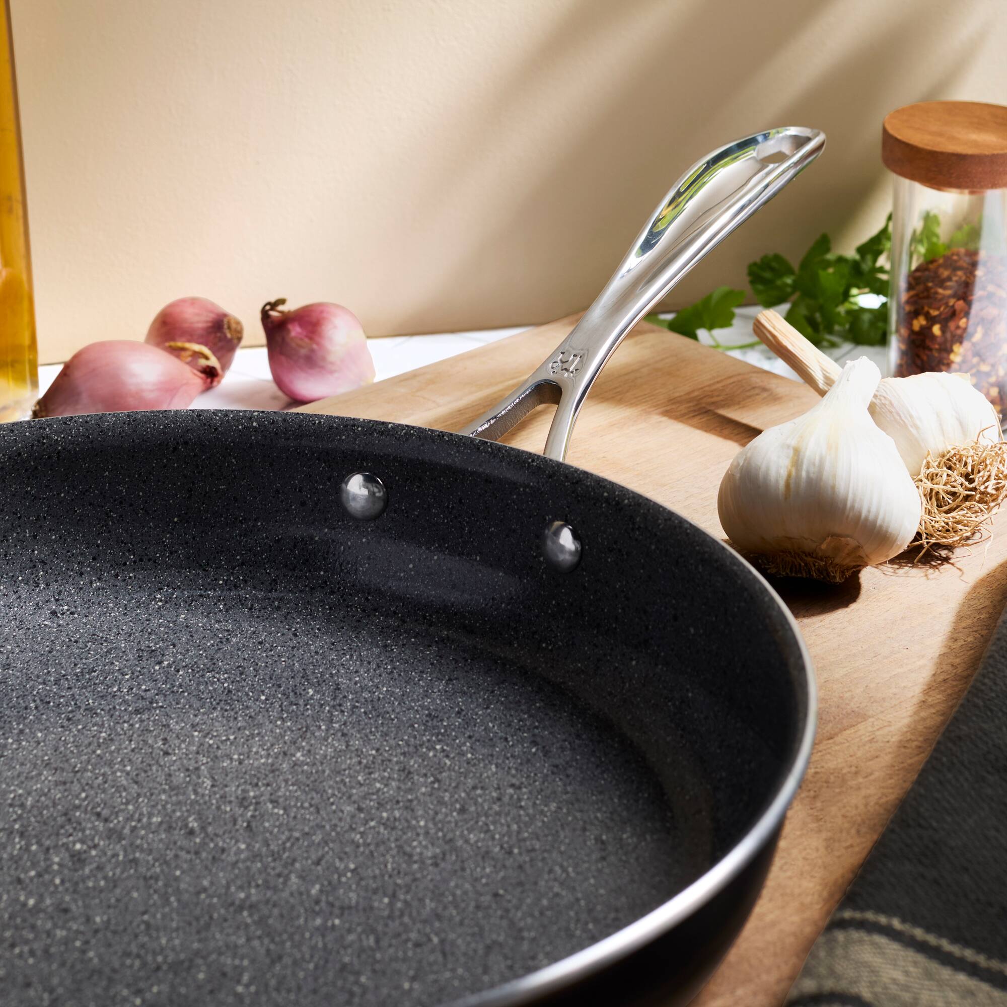 Alt View 2. Henckels - Henckels Capri Ceramic 3-pc Aluminum Ceramic Nonstick Fry Pan Set - Grey.