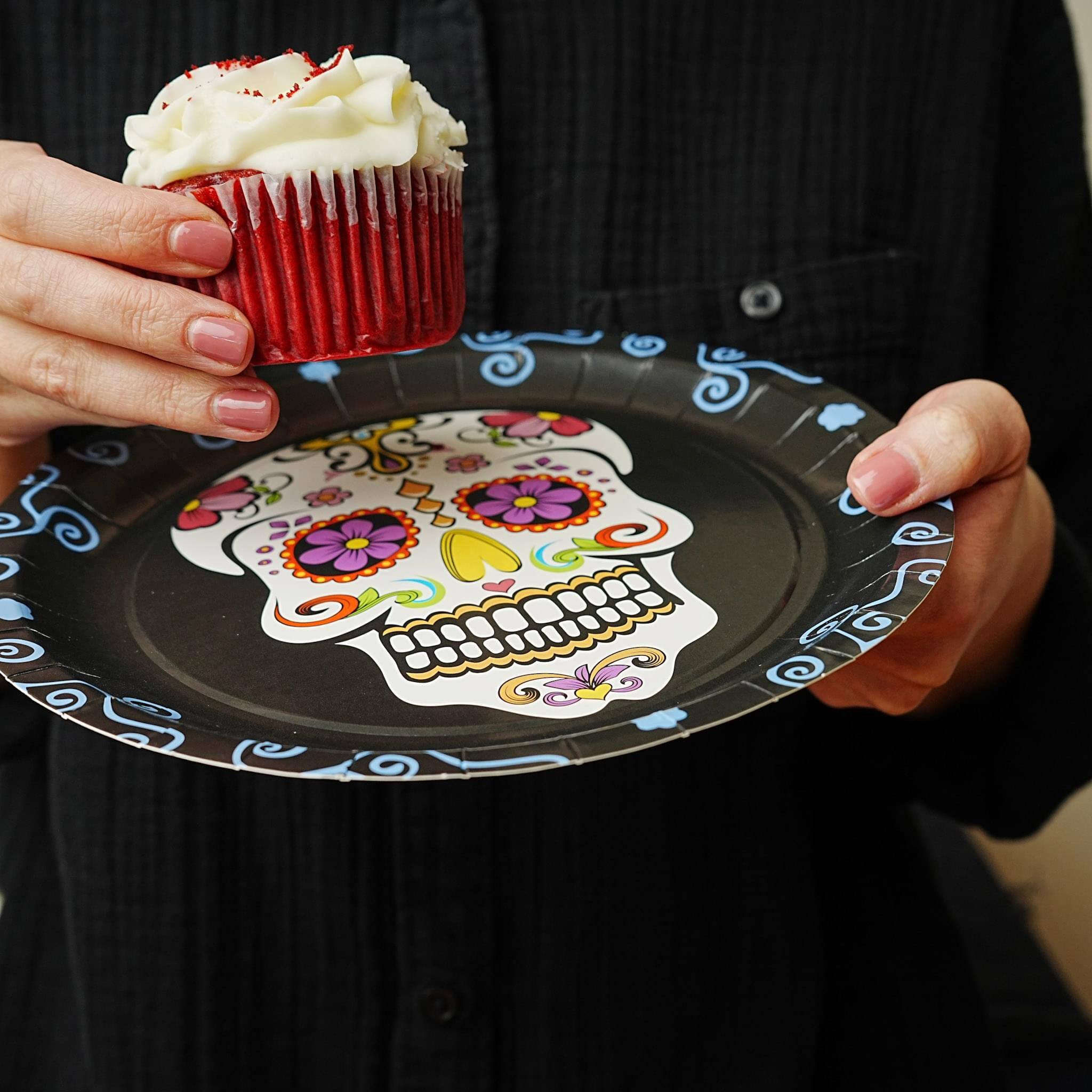 Alt View 3. Forum Novelties - Day Of The Dead 9" Round Disposable Plate 8 Pack - Black.