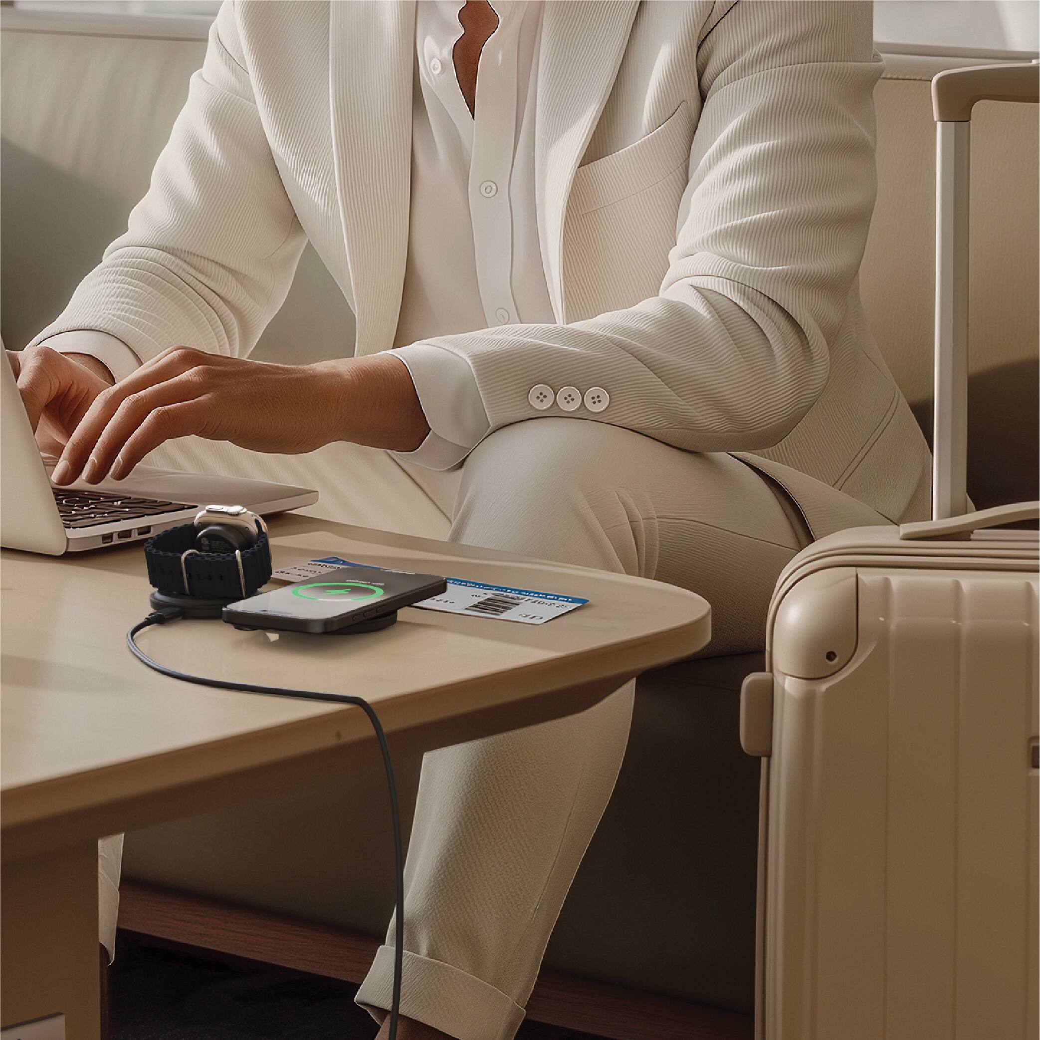 The text on the image is:

- 22 E PETICAT RPE