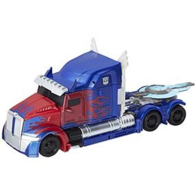 Alt View 4. Transformers - Voyager Class Optimus Prime Premier Edition | Transformers the Last Knight.