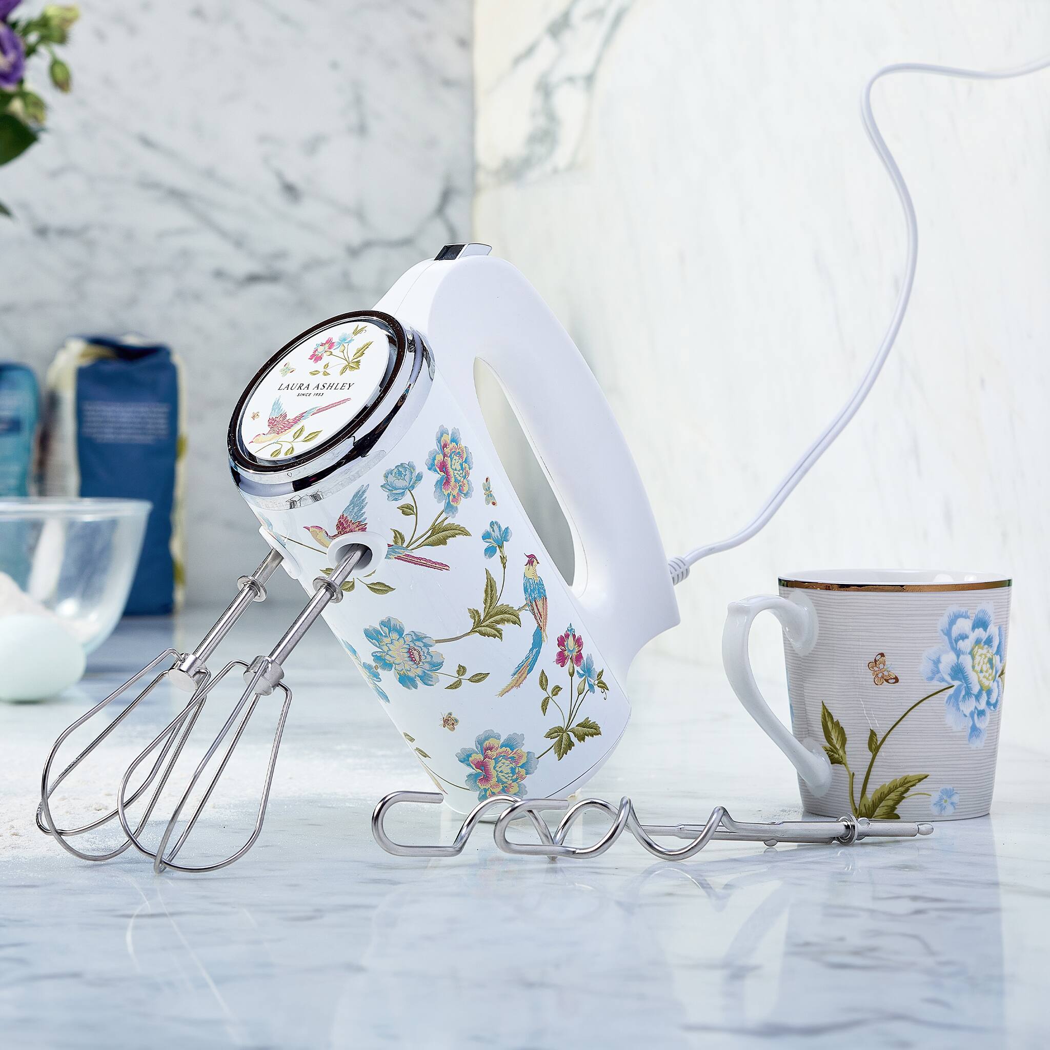 LAURA ASHLEY