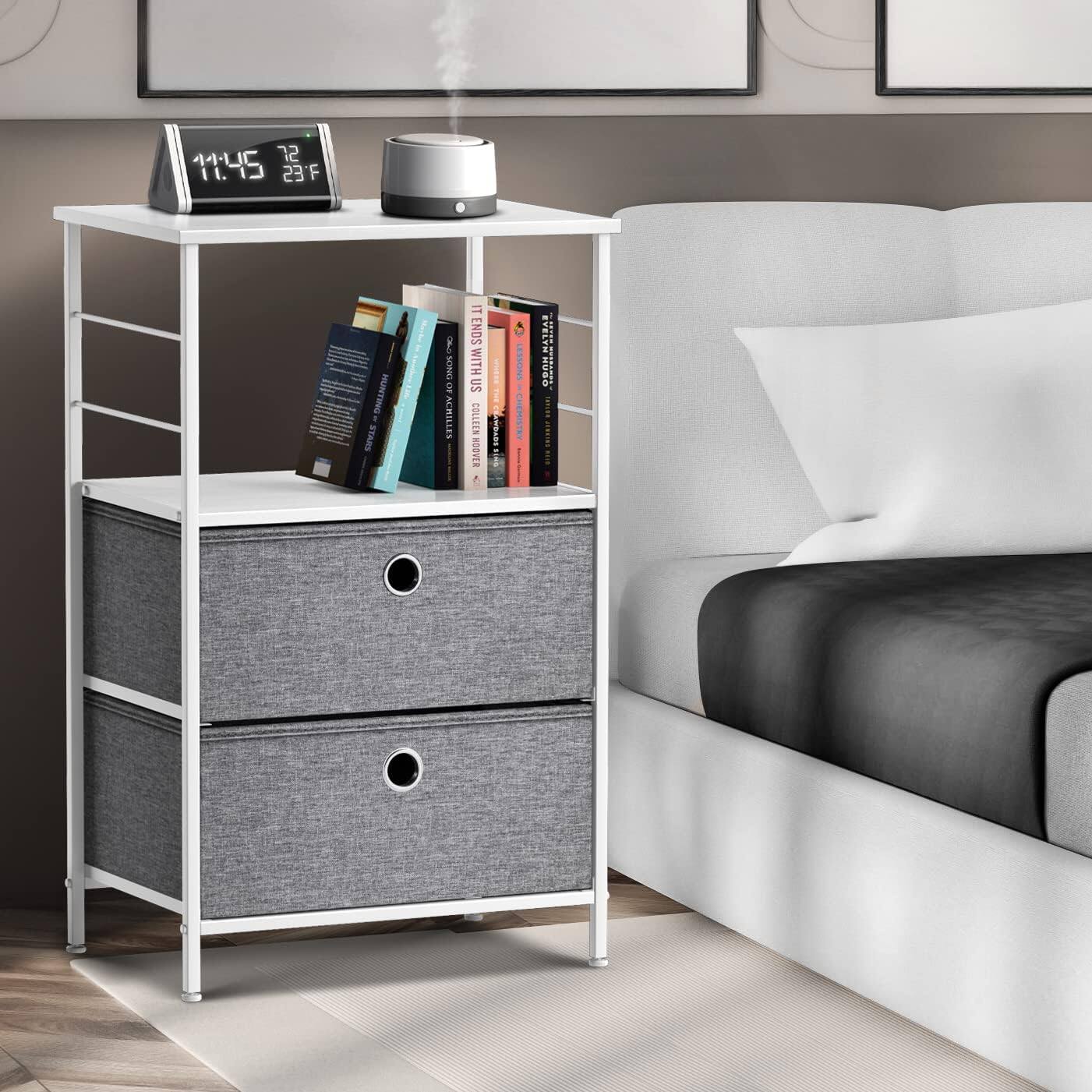 72 11:45 23F  
SMANTH STARS  
E SONO ACHILLES  
ENDSWITH SONJ  
WITH US  
COLLEEN HOOVER  
AO.DO MN  
E U9 I