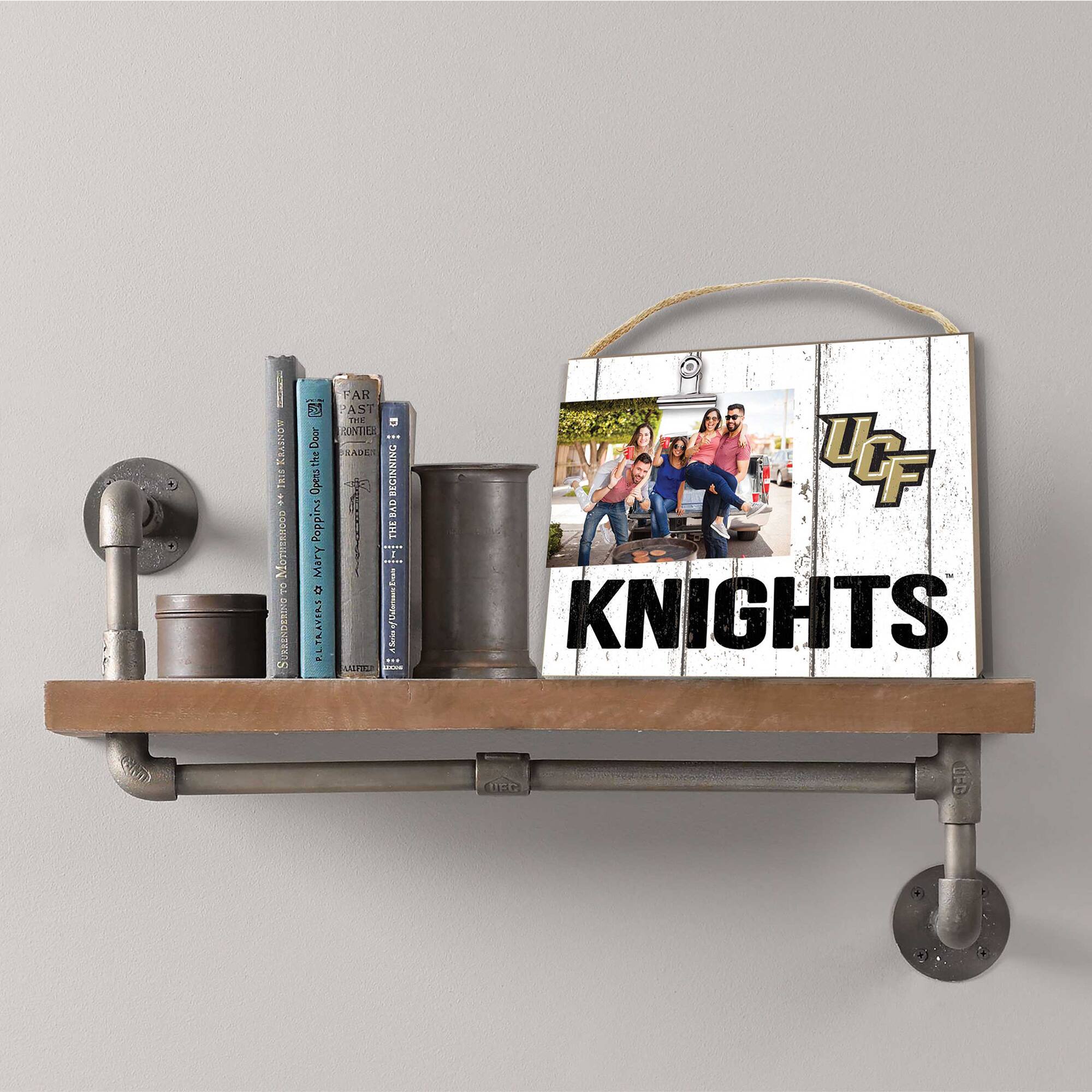 ONYEN: P SHESDESDNO 2 Door the pens Poppins Mary a ELTRAVIAS PAR AST THE D CUNTIER .. BEGINNING DIVE THE ..... ..... ATai fCalenoTss ABoie ATI - UCF F KNIGHTS UE