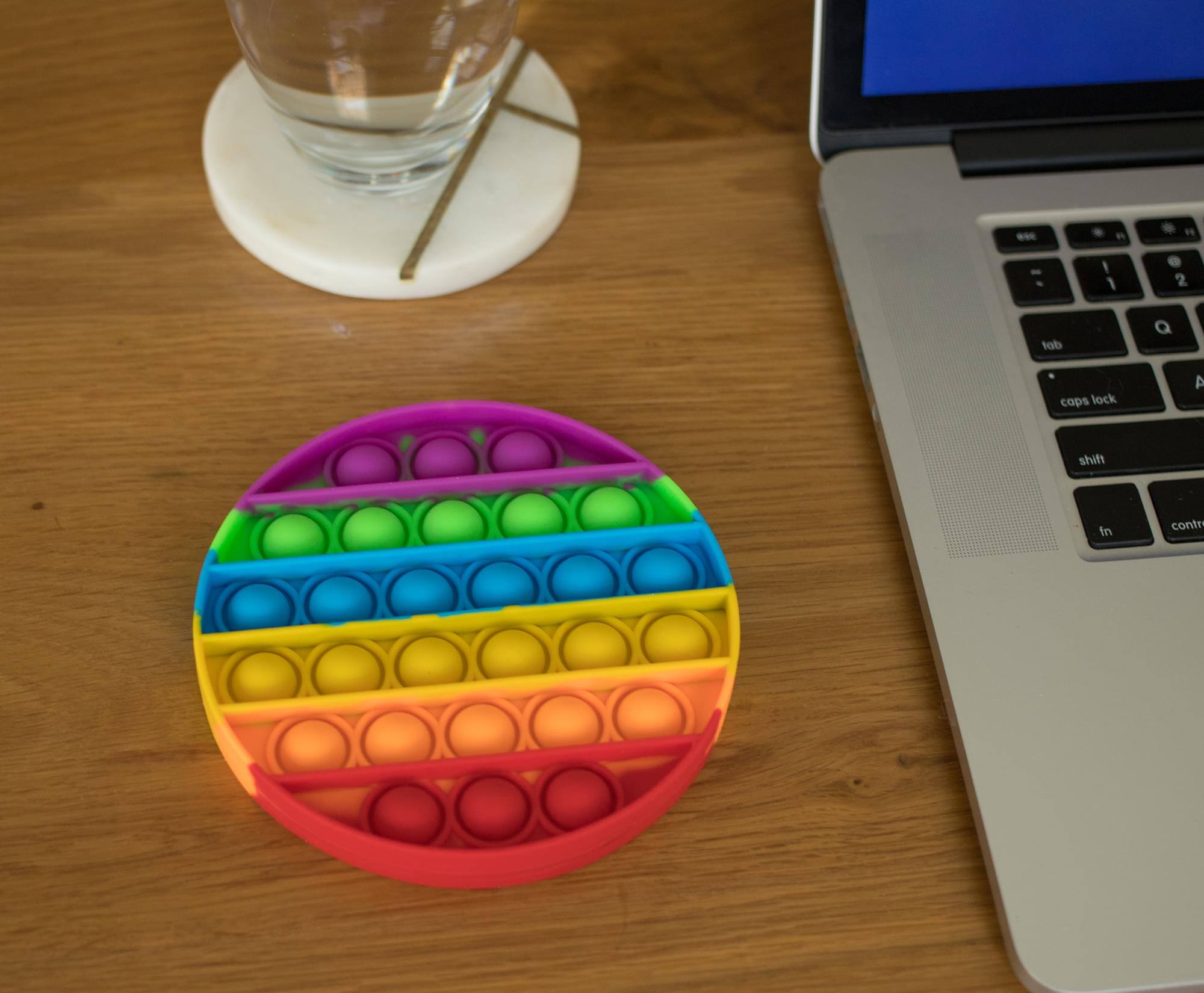 - ee i 1 I 1 . 2
- tab Q caps lock A shift
- In contr