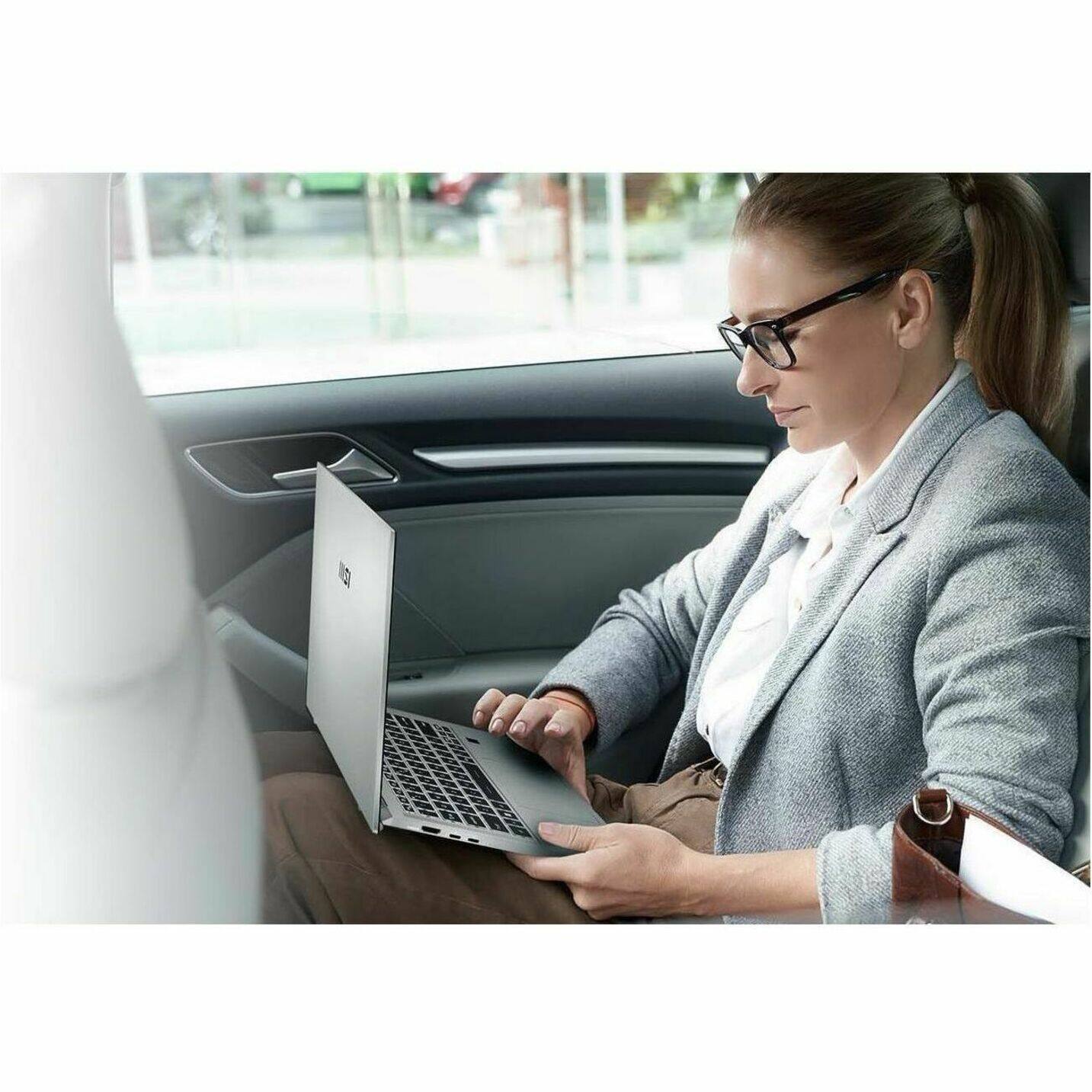 Alt View 27. MSI - Prestige 14 H B12U 14" Laptop - Intel Core i5 with 16GB Memory - 512 GB SSD - Urban Silver, Silver.