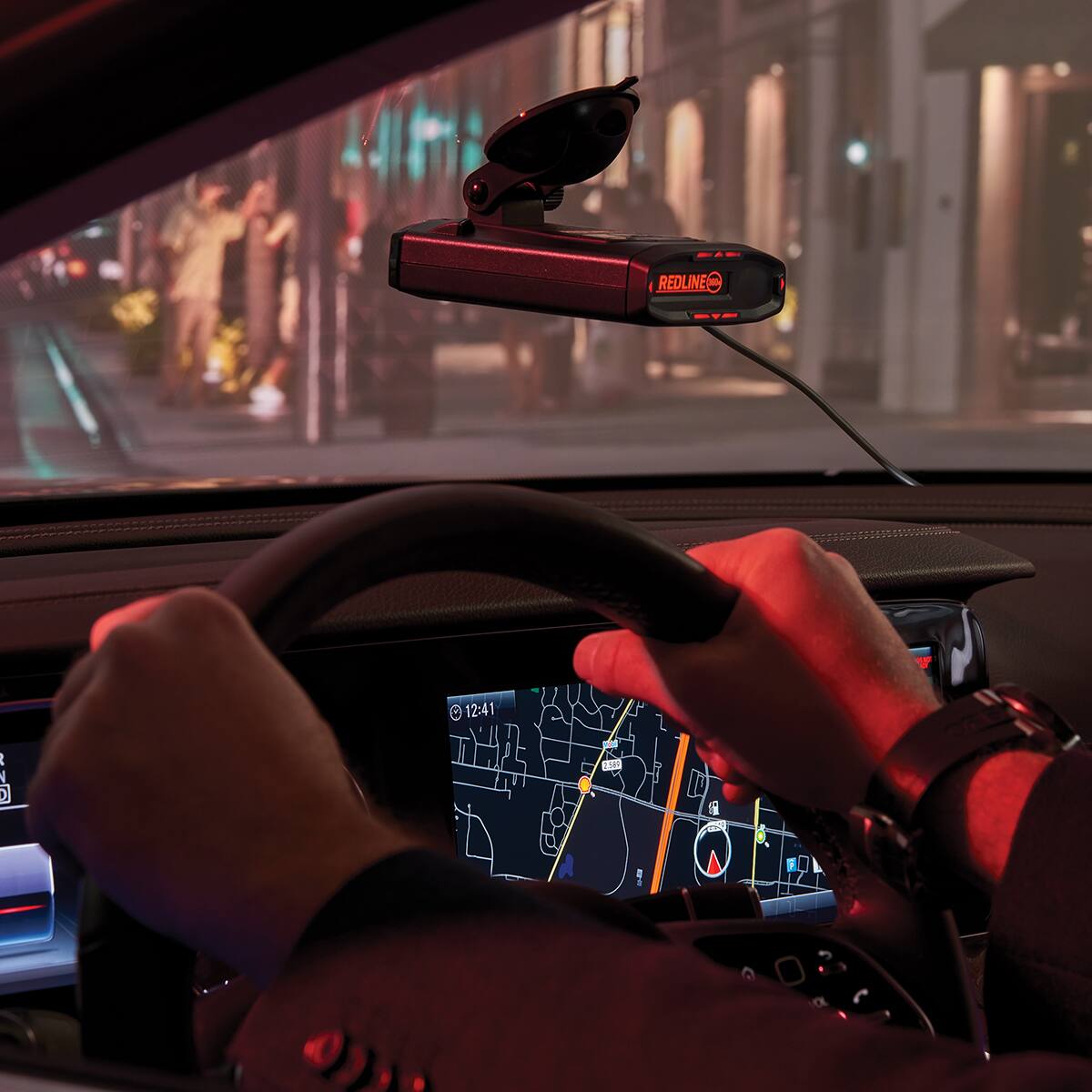 REDLINE  
12:41  
L Z 2  
P