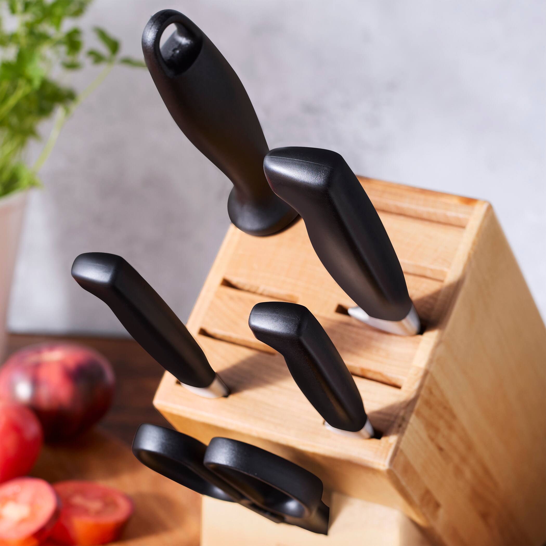 Alt View 2. ZWILLING - ZWILLING Four Star 7-pc Knife Block Set - Natural.