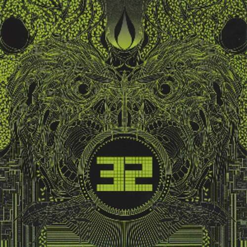 Front. FAT32 - Fat32   - COMPACT DISCS.