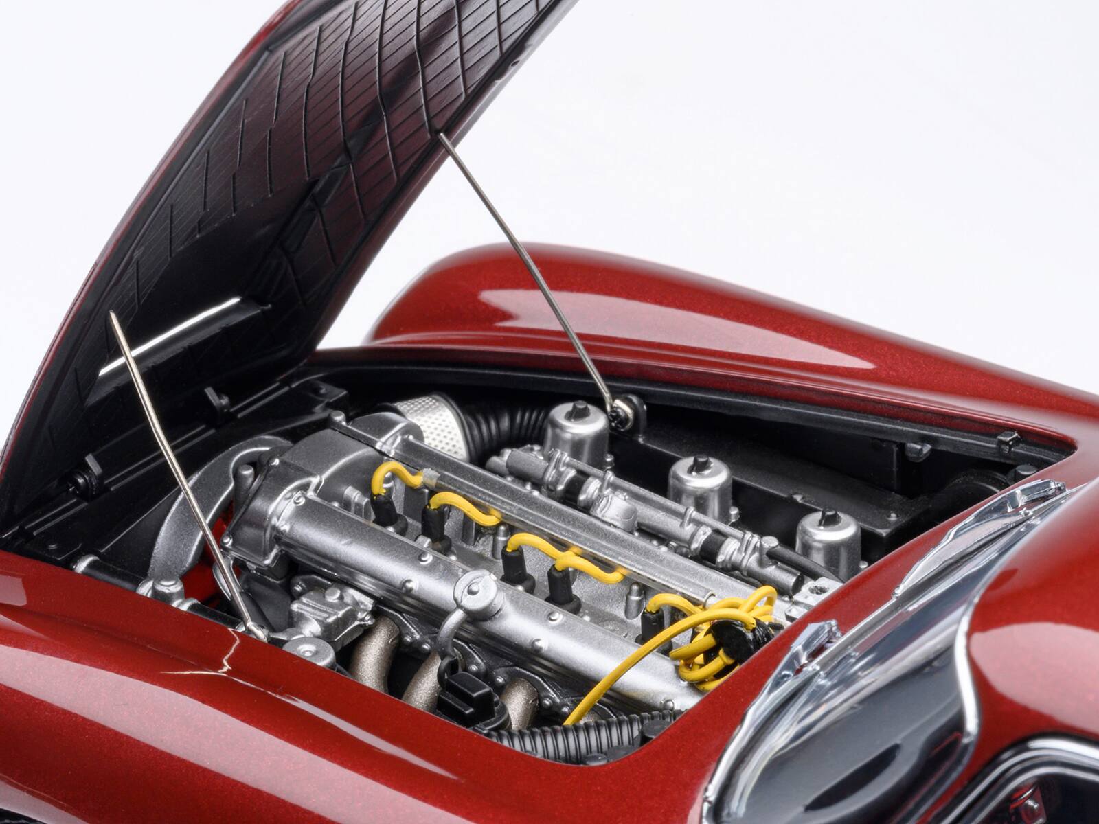 Alt View 3. Autoart - Aston Martin DB5 RHD (Right Hand Drive) Dubonnet Rosso Red Metallic 1/18 Model Car by Autoart.
