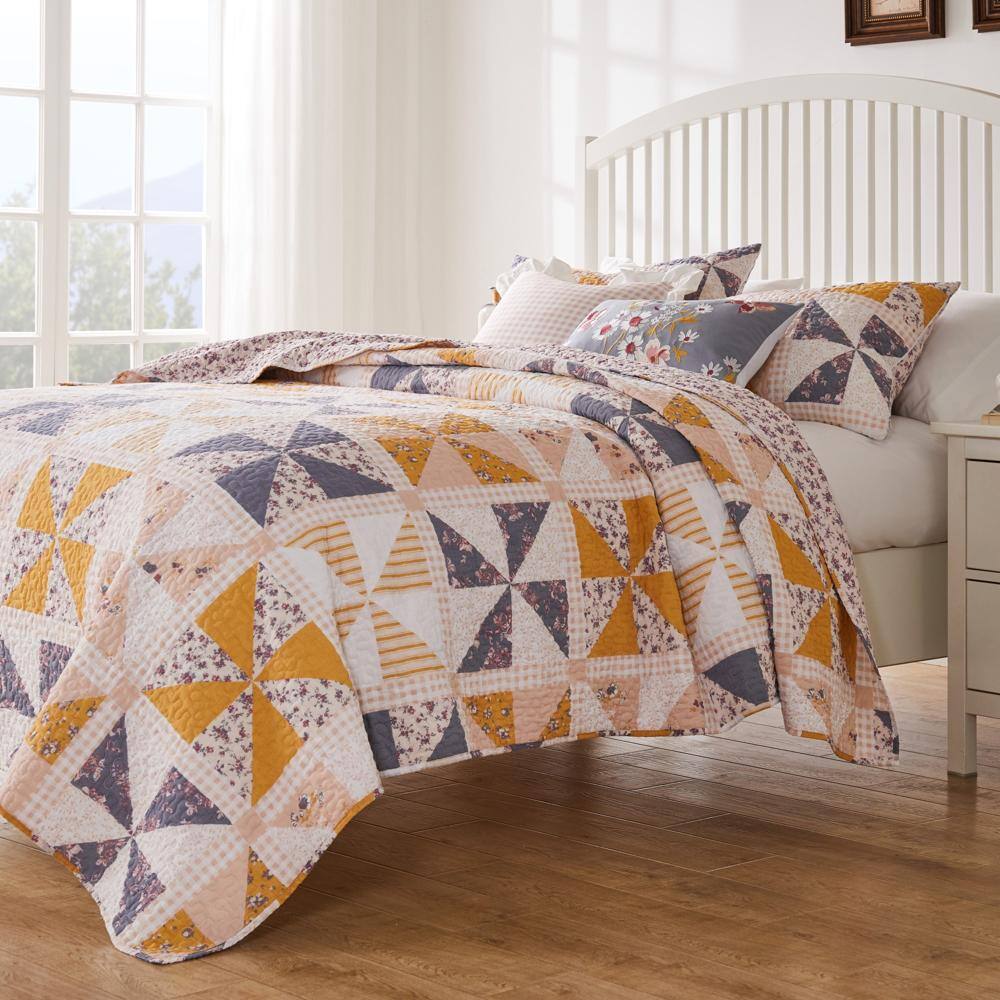 Alt View 1. Greenland Home Fashions - Greenland Home Fashions Pinwheel & Posey Luxury Modern Design 3 Pieces Quilt Set for Bed Full/Queen Peach - Peach.