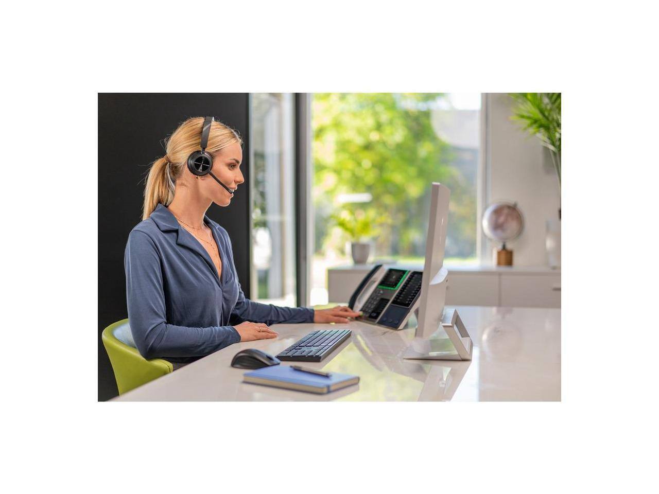 Alt View 5. HP - HP Poly Voyager 4310 USB-A Headset with Siri & Google Assistant, Mono, Wired/Wireless Bluetooth, 298.6 ft, Model 76U48AA - Black.