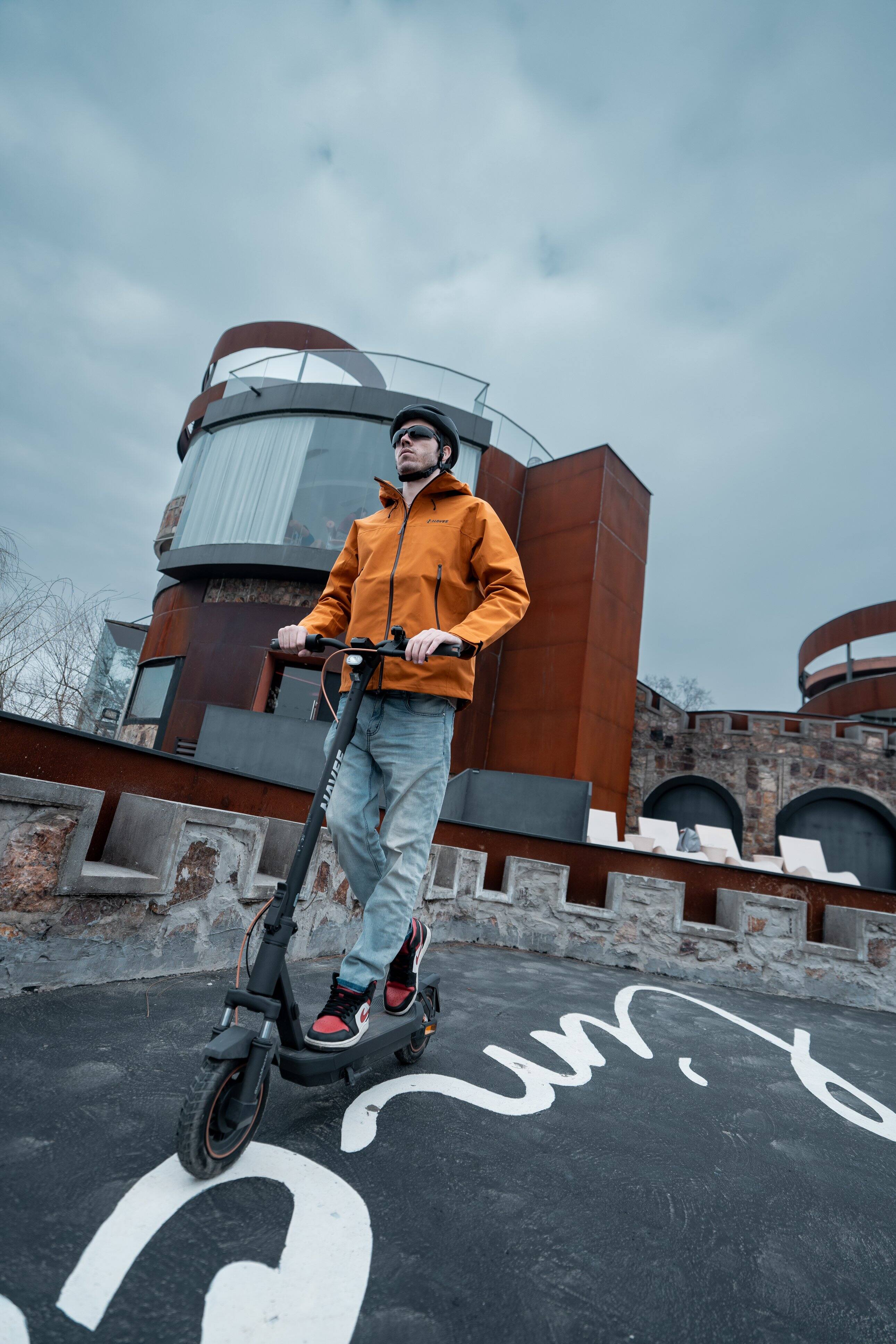 The text on the image reads "Maver TT."