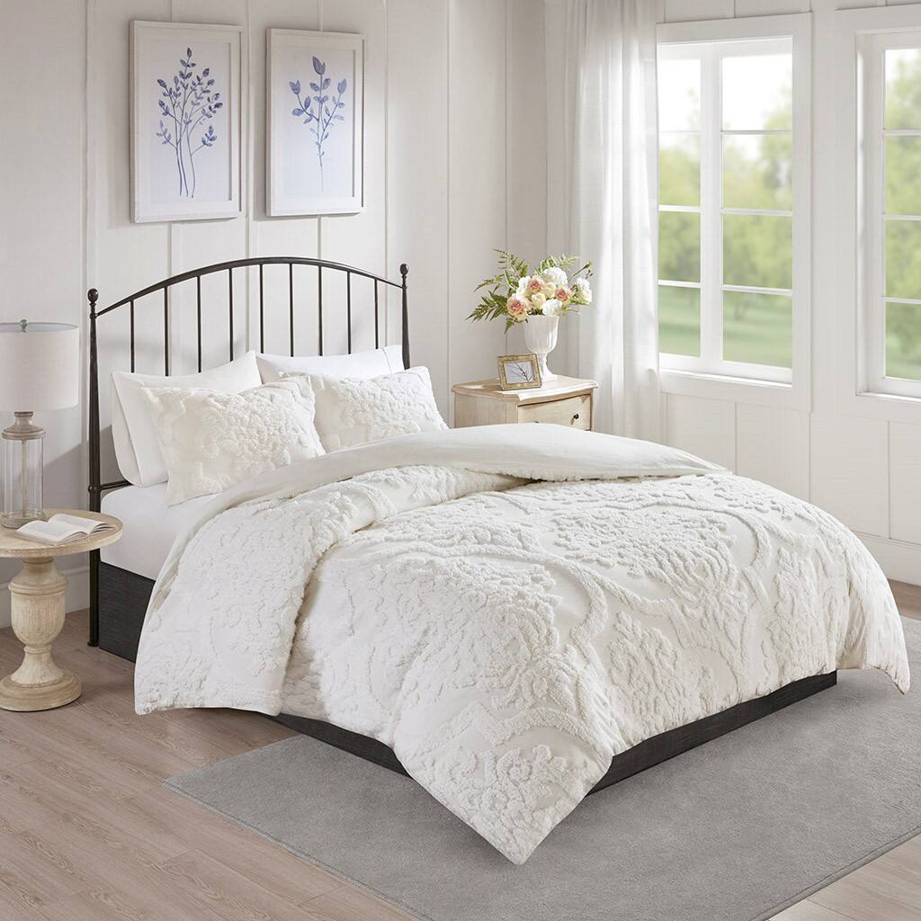 Alt View 1. Gracie Mills - Gracie Mills Fitzpatrick 3 piece Tufted Cotton Chenille Damask Duvet Cover Set - Off-White.