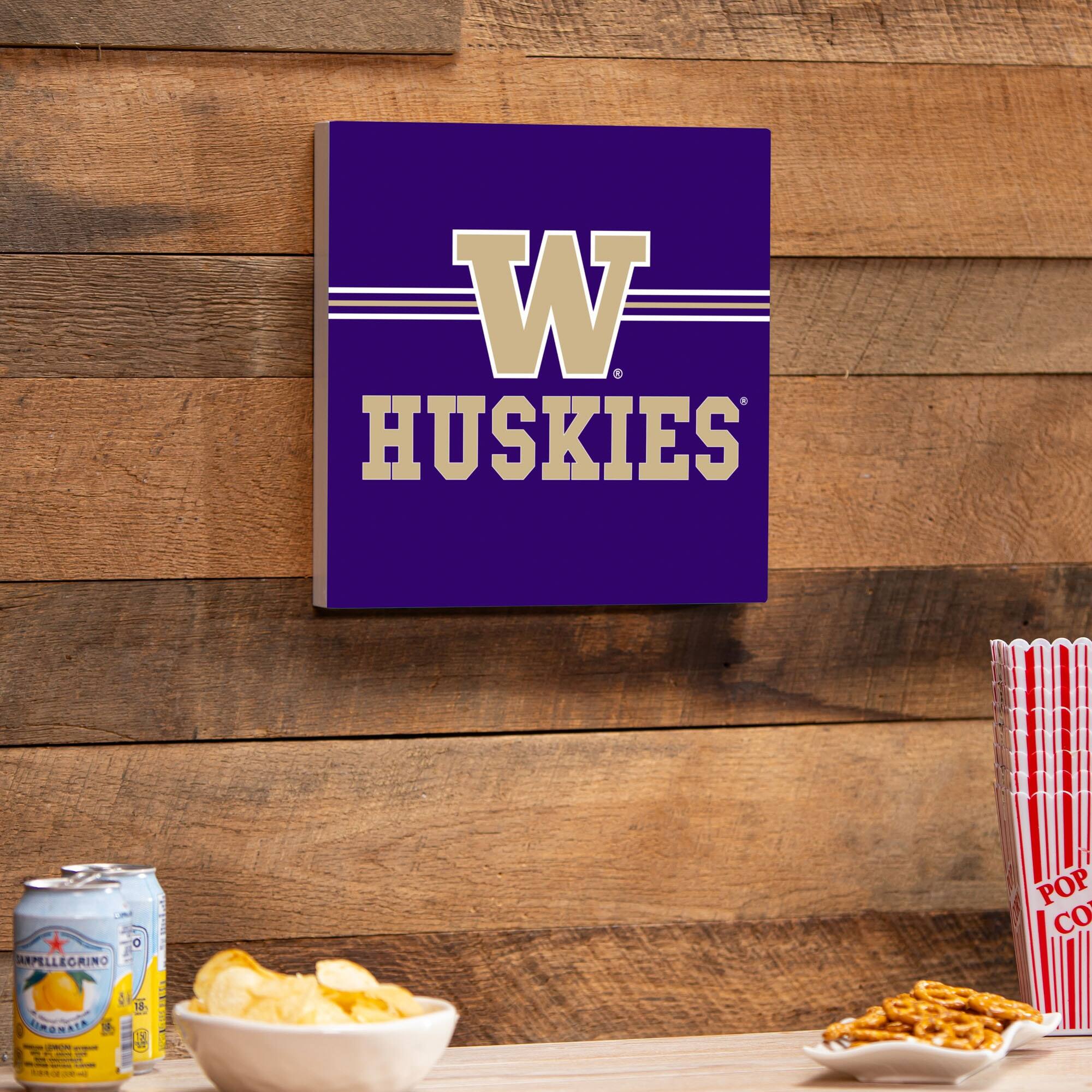 W HUSKIES

ARPELLEGRINO POP CORN