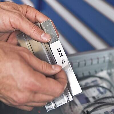 5746 - 938 938 I 042 J