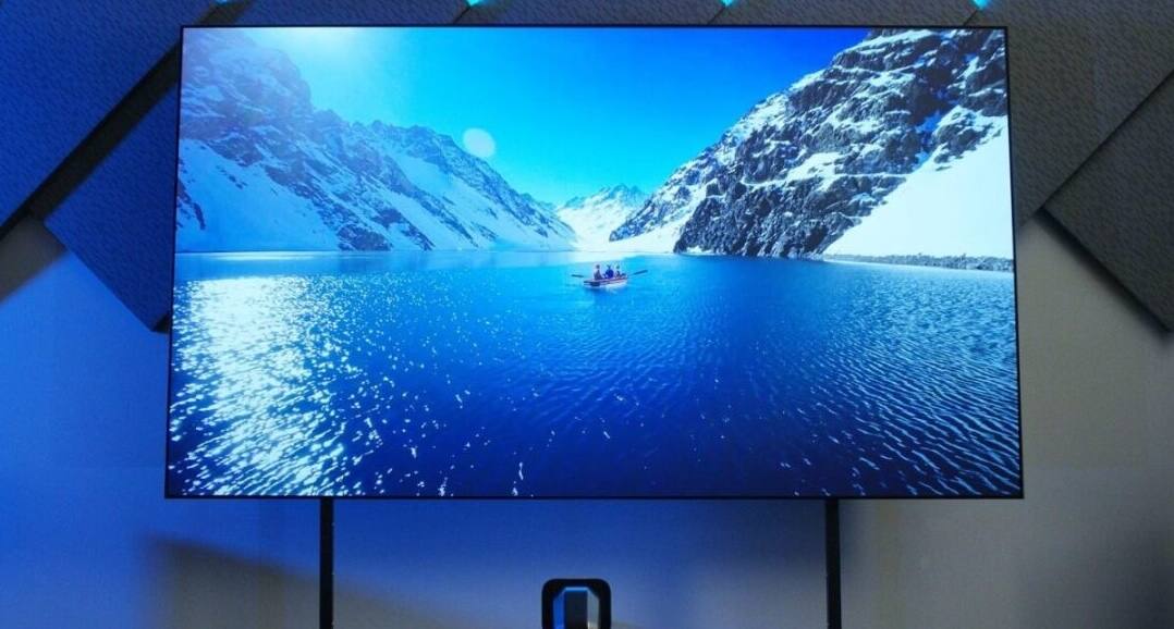 Alt View 15. Screen Innovations - Zero Edge – 16:9 – 100” – Short Throw 0.6 Gain Ambient Light Rejecting (ALR) Projector Screen - Black.