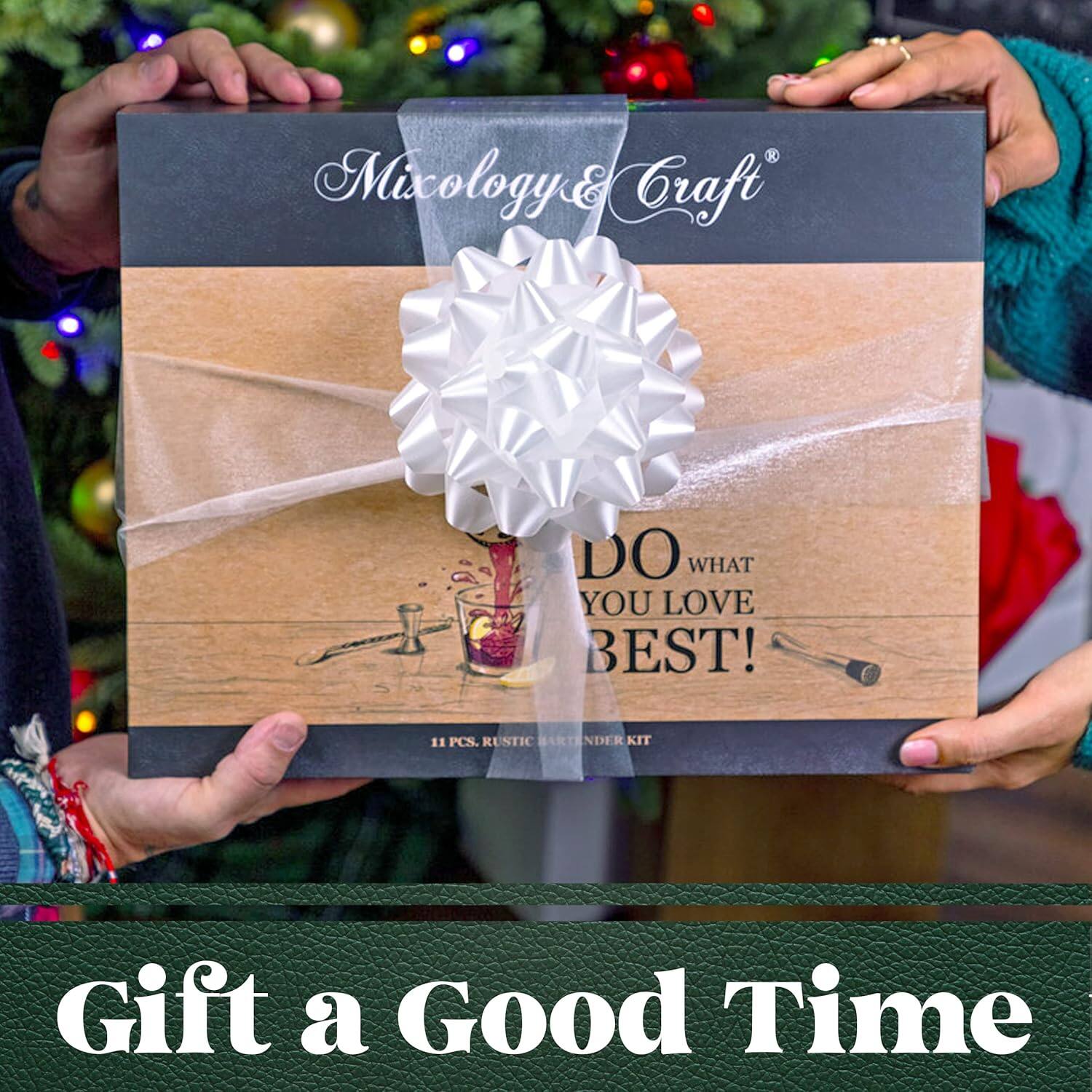 Mixology & Craft  
DO WHAT YOU LOVE BEST!  
11 PCS. RUSTIC BARTENDER KIT  
Gift a Good Time