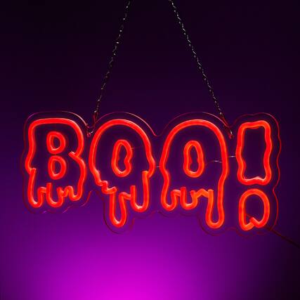 Front. Fitnate - "BOO" Halloween Neon Sign - Red.