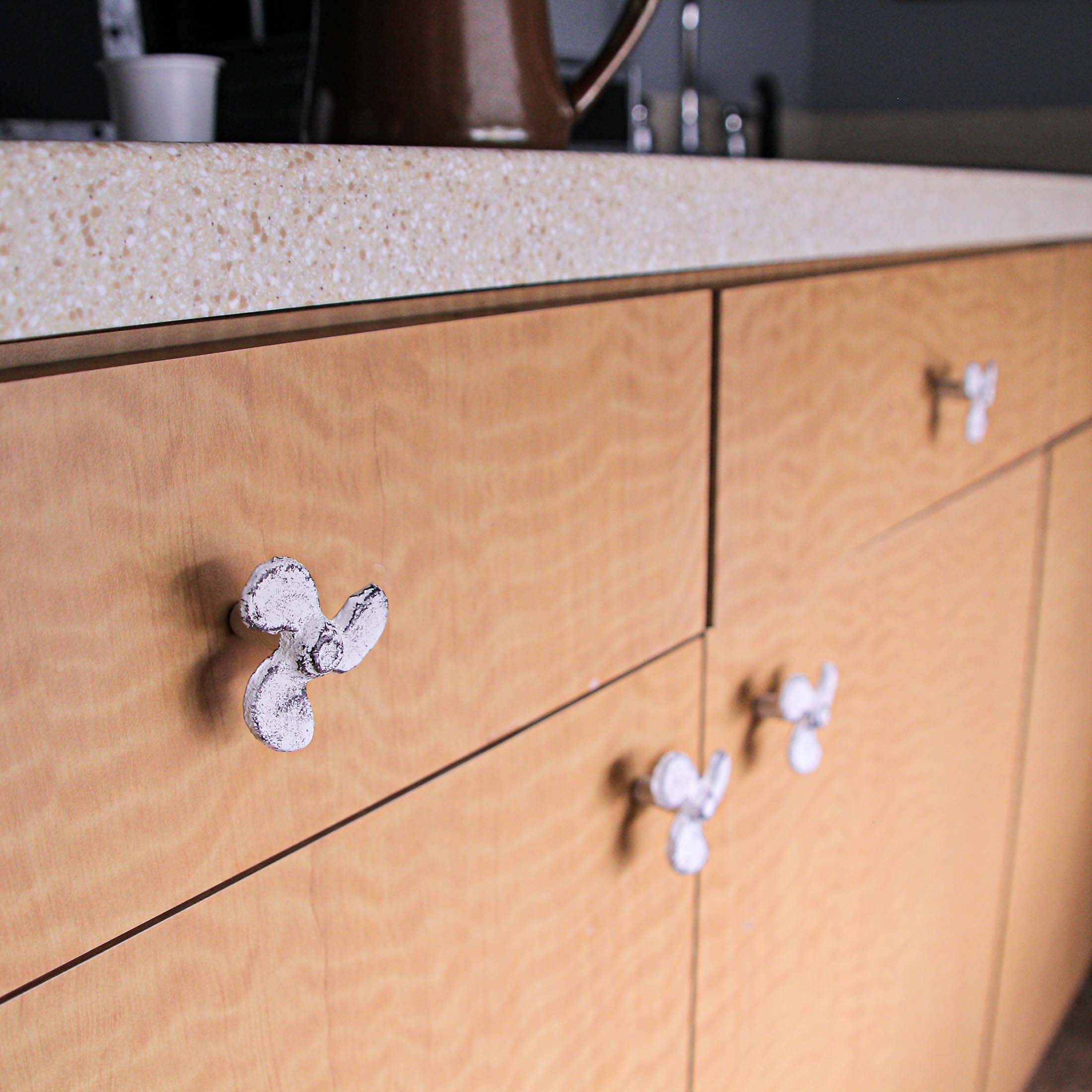 Alt View 4. Zeckos - Set of 6 White Cast Iron Boat Propeller Cabinet Knob Nautical Drawer Pull Decor - White.