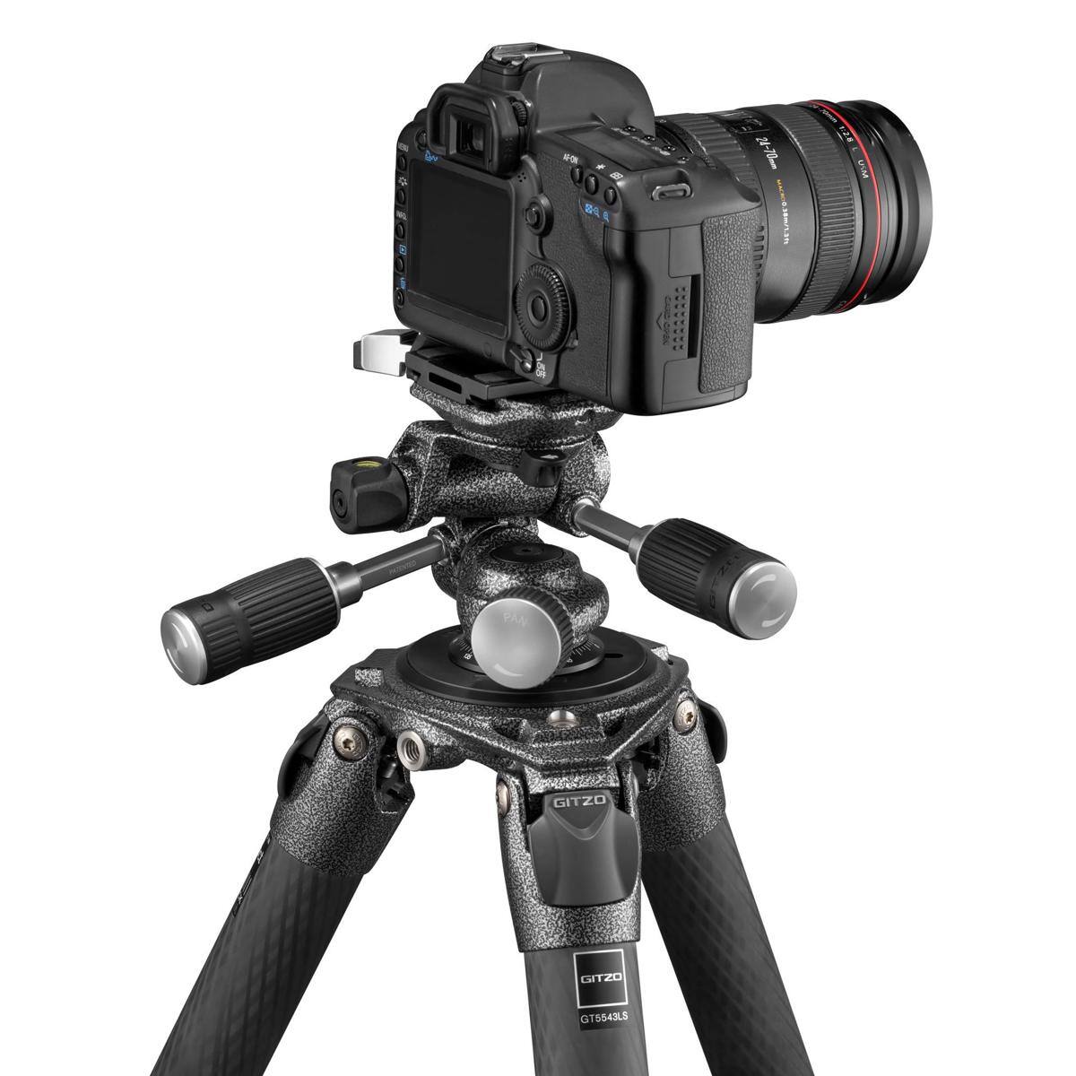 KF-ON 000  
24-70  
1:2.0 O.M  
GITZO  
GITZO  
GT5543LS