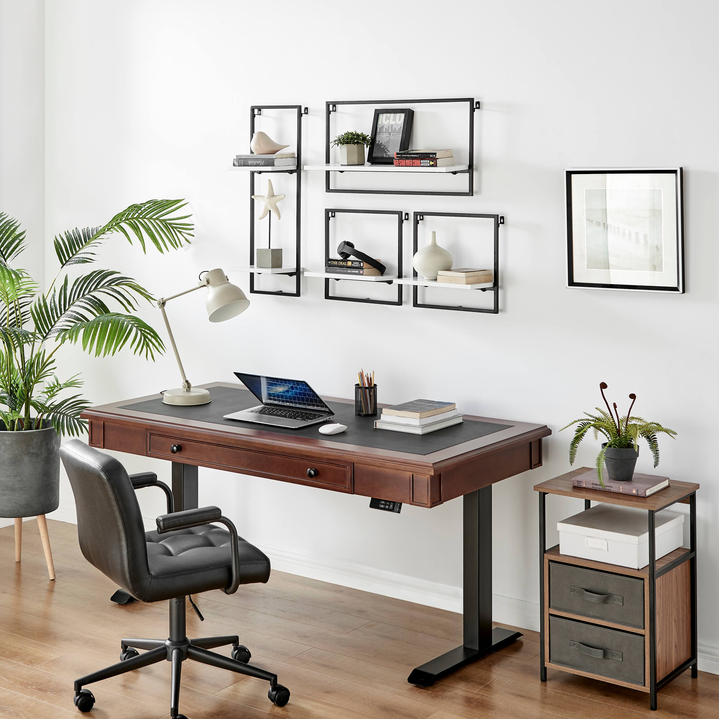 CLU fella 1 S . -  - AC -