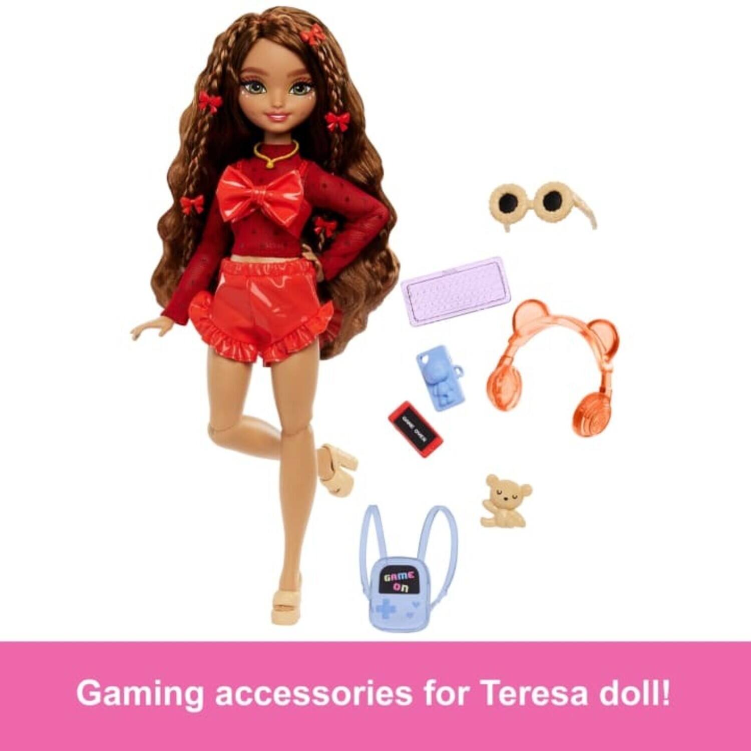 Gaming accessories for Teresa doll!