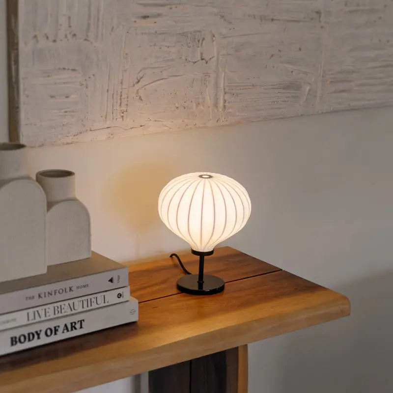 THE KINFOLK HOME  
LIVE BEAUTIFUL  
BODY OF ART