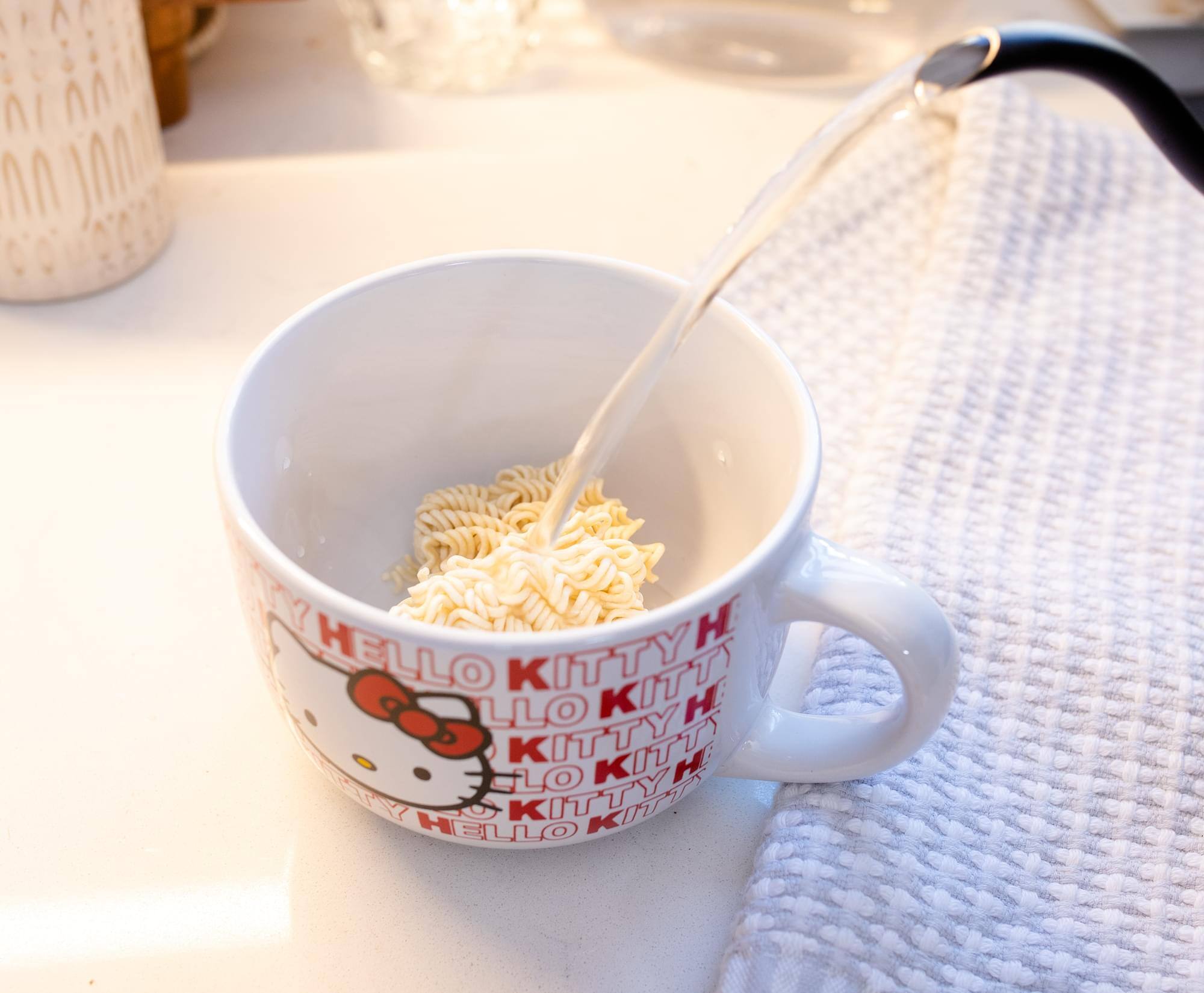 HELLO KITTY  
HELLO KITTY  
HELLO KITTY  
HELLO KITTY