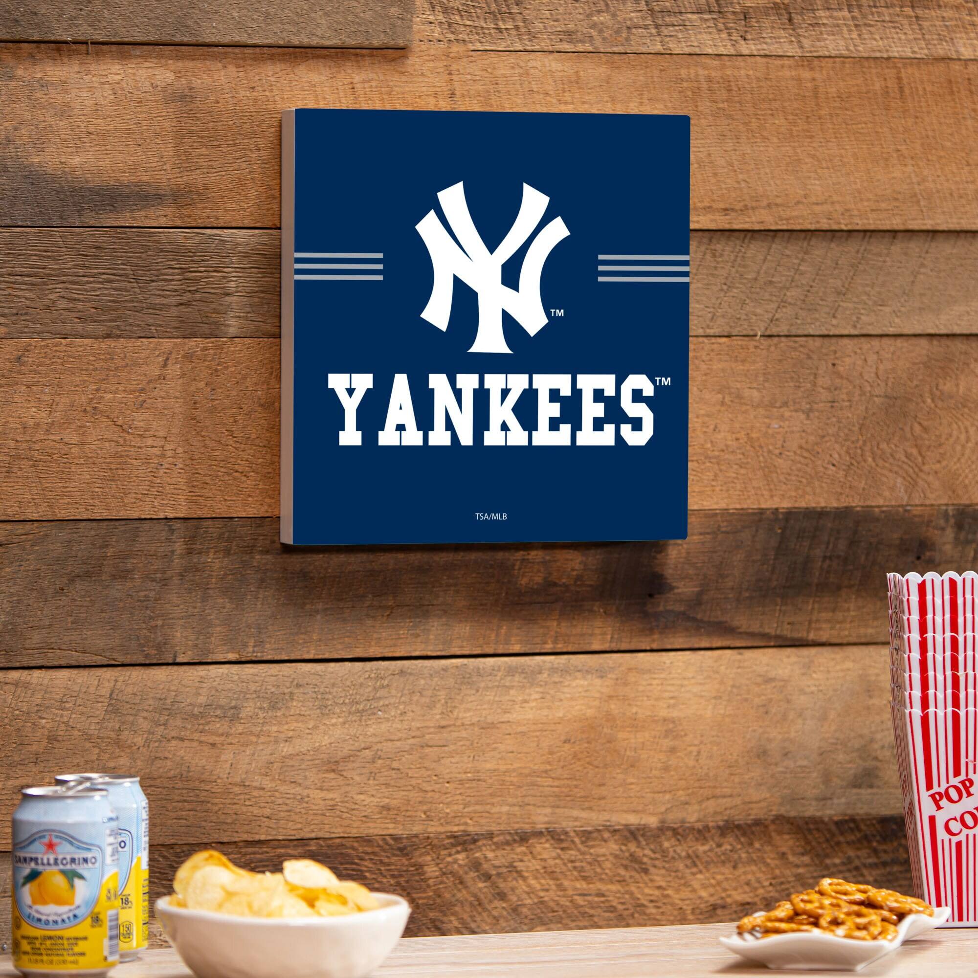 YANKEES™  
MLB  
TSAM  

ARPELLEORINO  
LEMONADE  

POP CORN