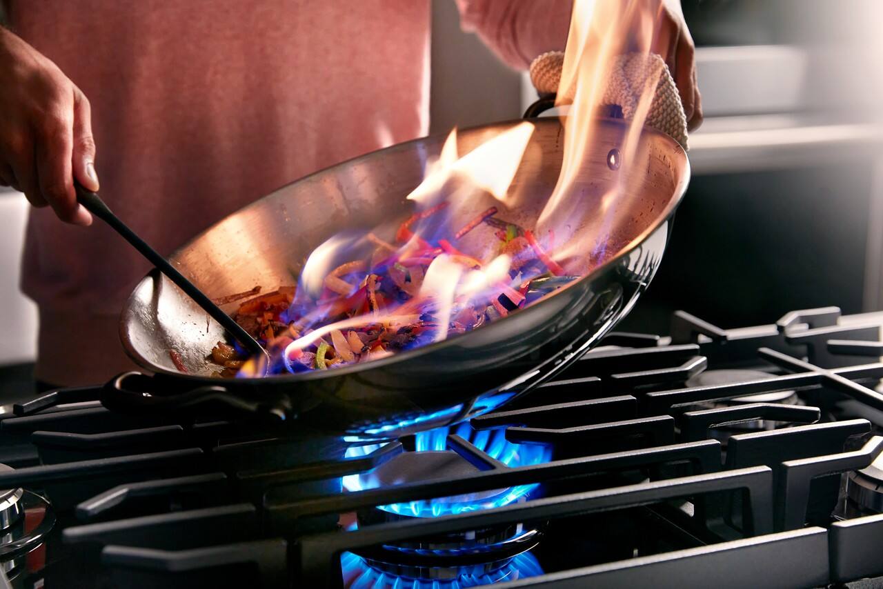 Alt View 8. KitchenAid - 36" Built-In Gas Cooktop with 5 Burners and Dishwasher-Safe Grates and Knobs - Black.