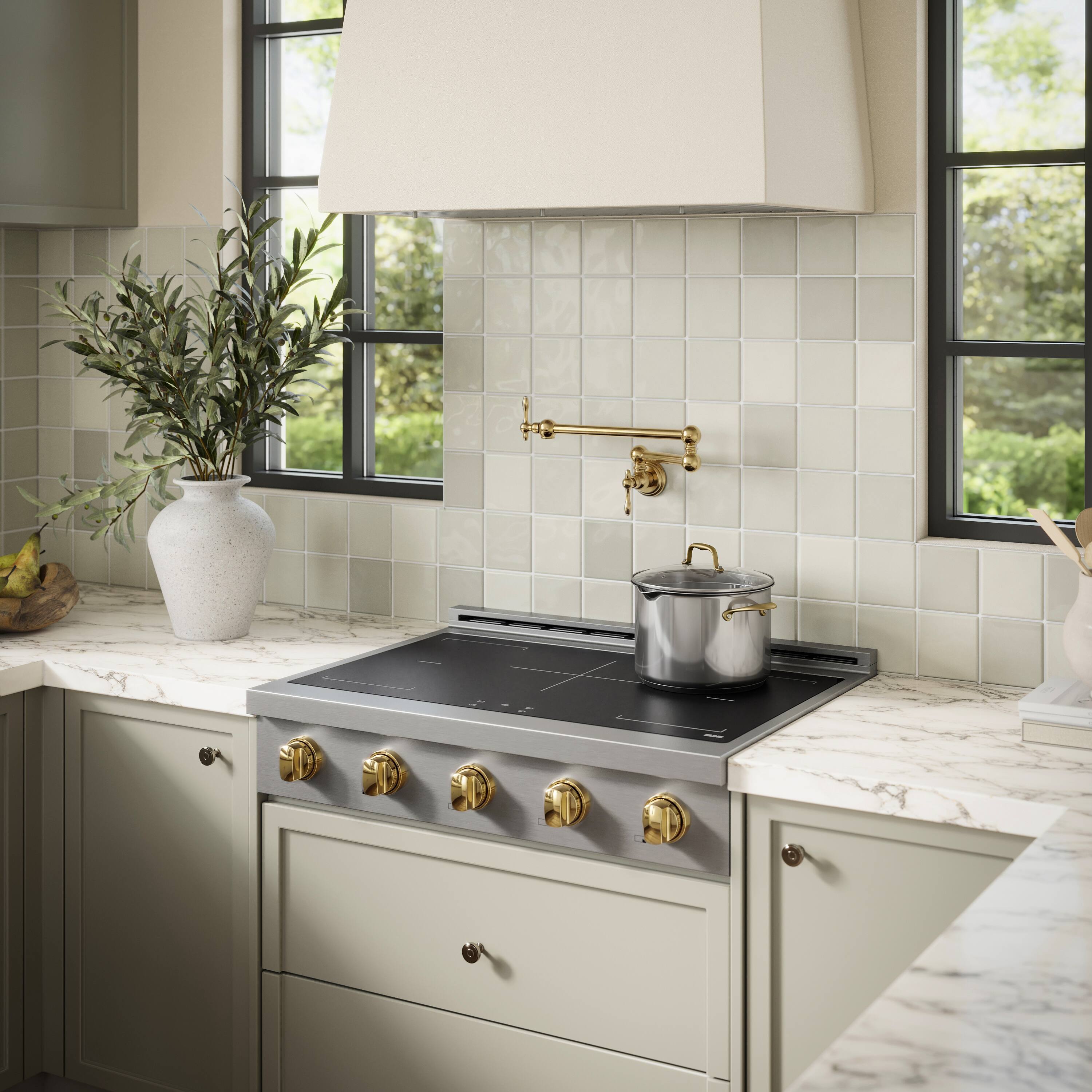 Alt View 5. ZLINE - Autograph 36 in. Paramount Built-in Induction Rangetop with 5 Elements in Stainless Steel and Polished Gold Accents - Stainless Steel.