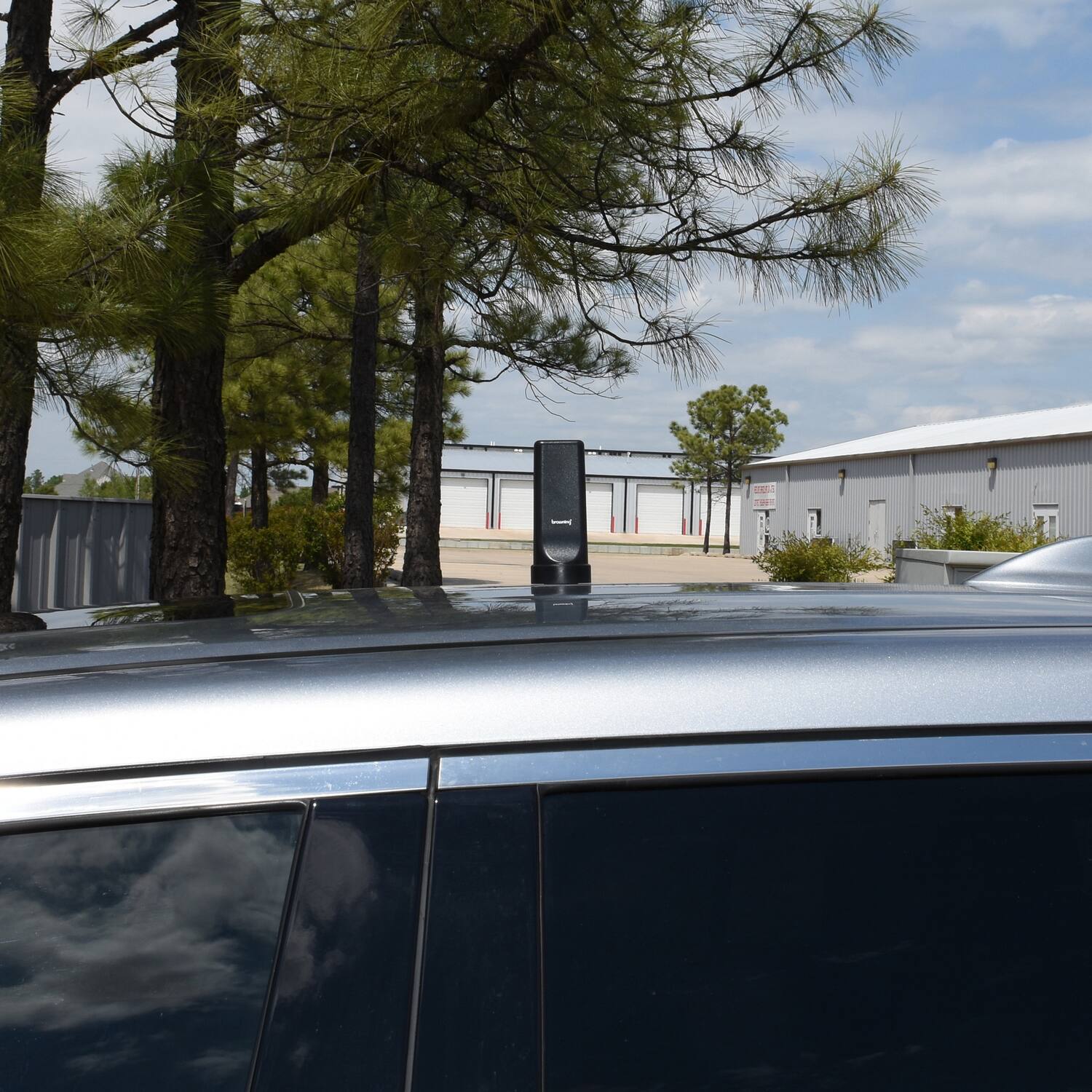 Alt View 1. Browning - Wide-Band 4G/3G LTE Wi-Fi High-Gain Low-Profile Cellular Antenna, 5.5" Tall, NMO Mounting - Black.