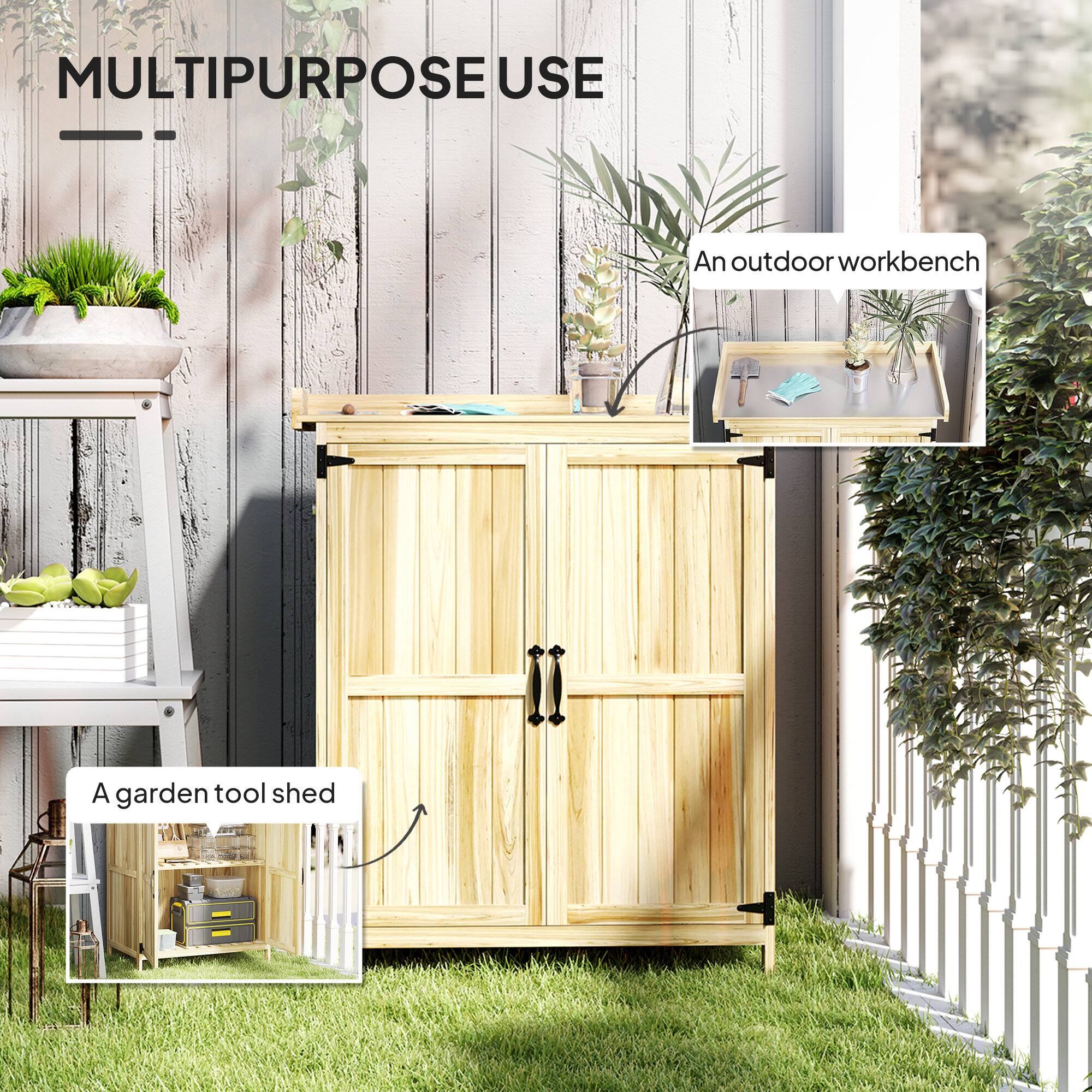 MULTIPURPOSE USE
An outdoor workbench
A garden tool shed