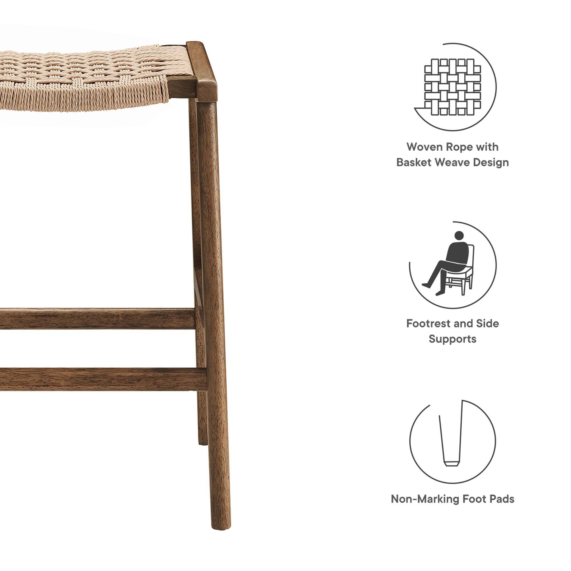 Woven Rope with Basket Weave Design  
Footrest and Side Supports  
Non-Marking Foot Pads