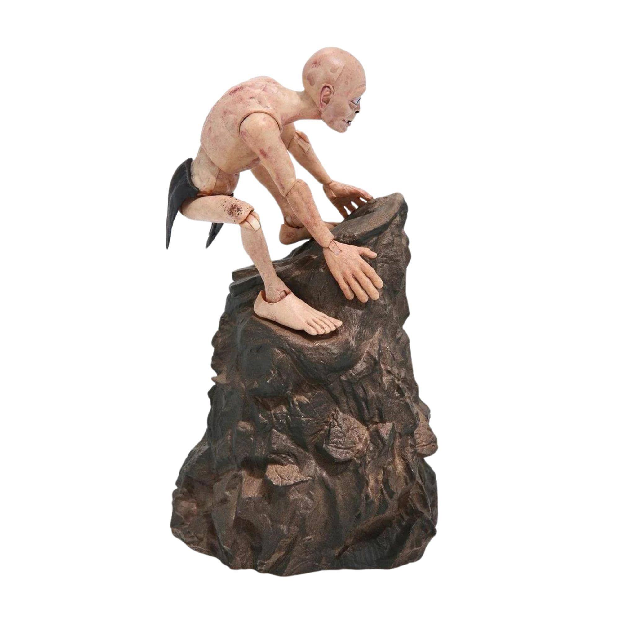 Alt View 1. Diamond Select Toys - Lord Of The Rings Deluxe Gollum Action Figure.