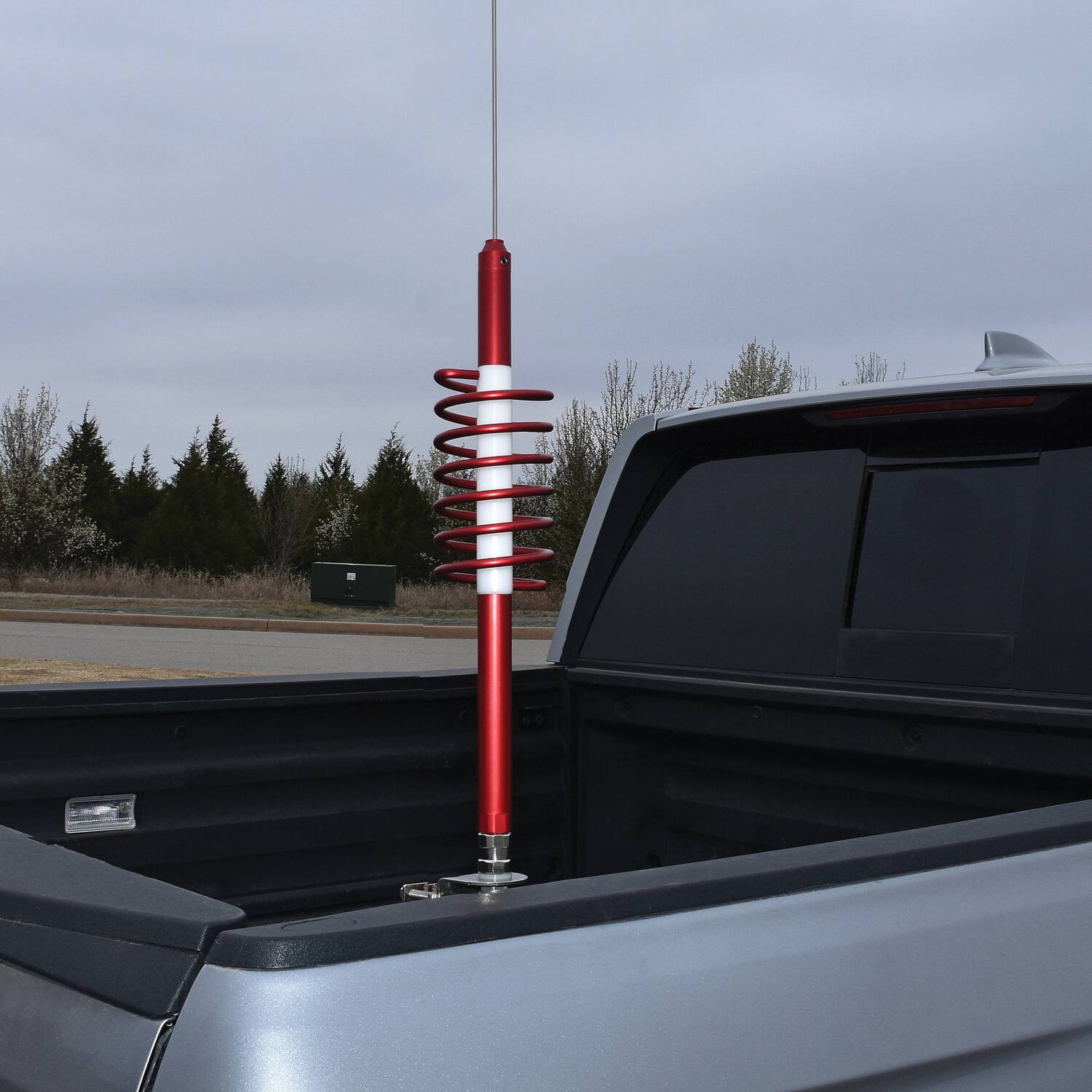 Alt View 6. Tram - Tram WC-6-R WC-6 2,000-Watt WILDCAT Trucker CB Antenna with 6-In. Anodized Aluminum Shaft with Extremely Low SWR - Red.