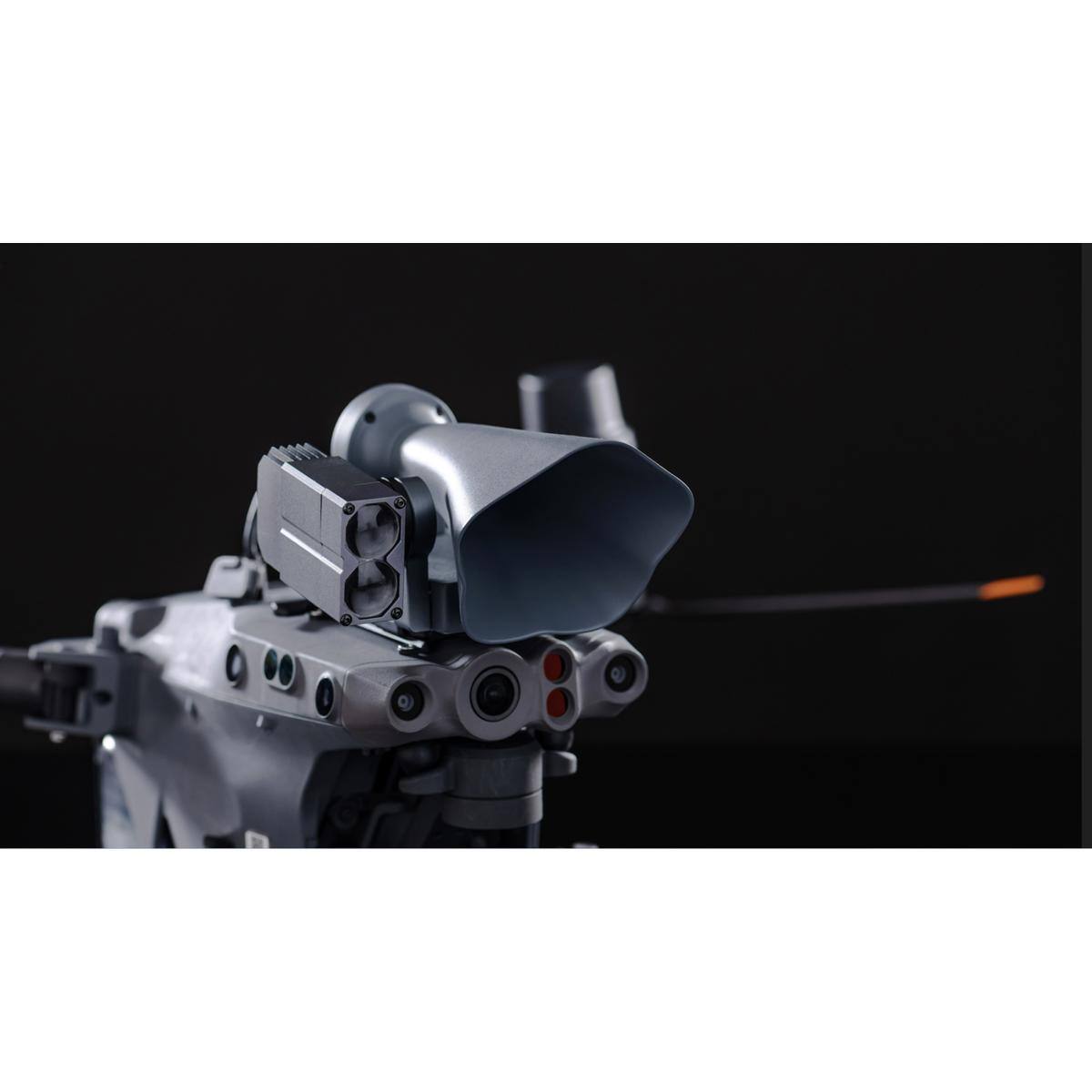 Alt View 2. CZI - CZI LP12 Searchlight and Broadcasting System for DJI M30 Series Drone.