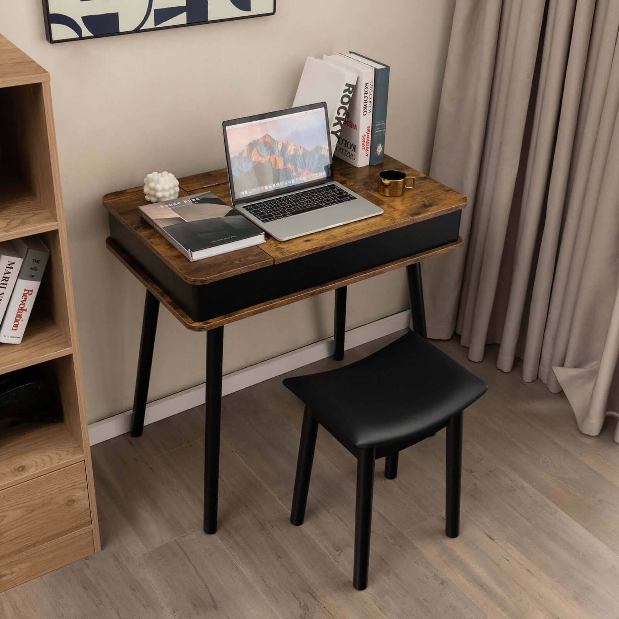 BO E ROCKY KOLDOKO: D DOUDEDS SWIAE WETAA - MARIL U. Revolution

ROCKY KOLDOKO
ROCKY KOLDOKO
ROCKY KOLDOKO

Marie von
Revolution