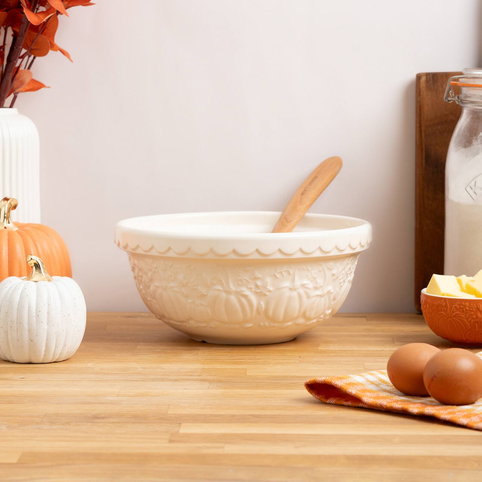 Alt View 3. Mason Cash - Pumpkin Mixing Bowl, Set of 4 - Multicolored.