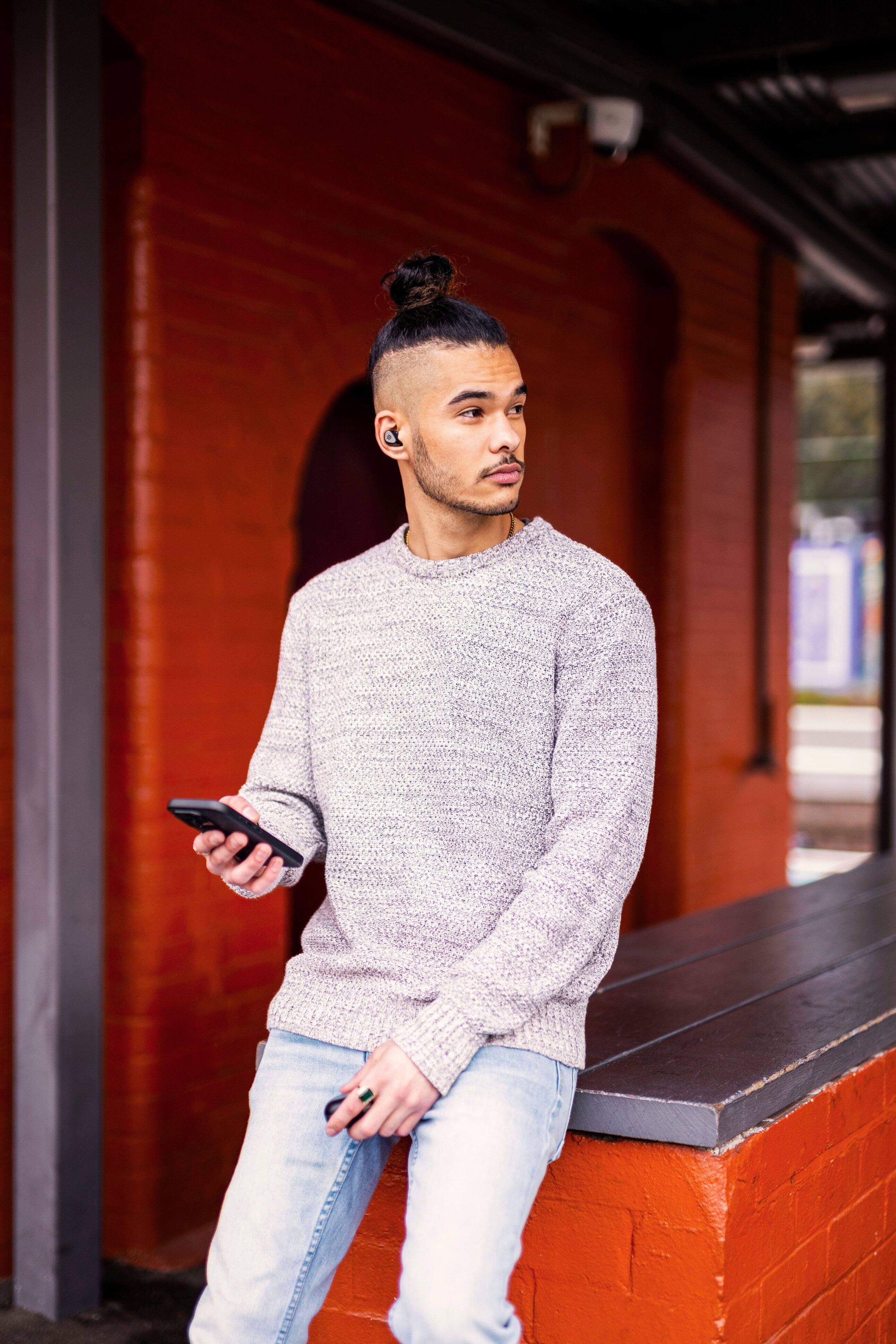 Alt View 16. SteelSeries - Arctis GameBuds True Wireless Noise Cancelling Gaming Earbuds for Xbox, PS5, PS4, PC, Switch - Black.