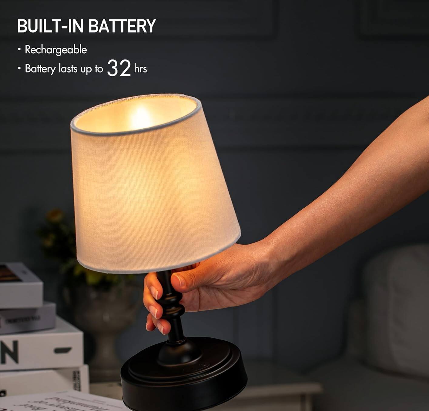 BUILT-IN BATTERY  
- Rechargeable  
- Battery lasts up to 32 hrs