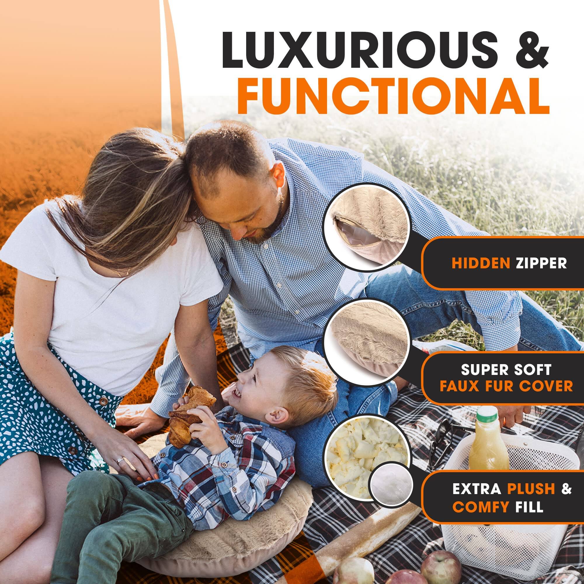 LUXURIOUS & FUNCTIONAL

HIDDEN ZIPPER

SUPER SOFT FAUX FUR COVER

EXTRA PLUSH & COMFY FILL