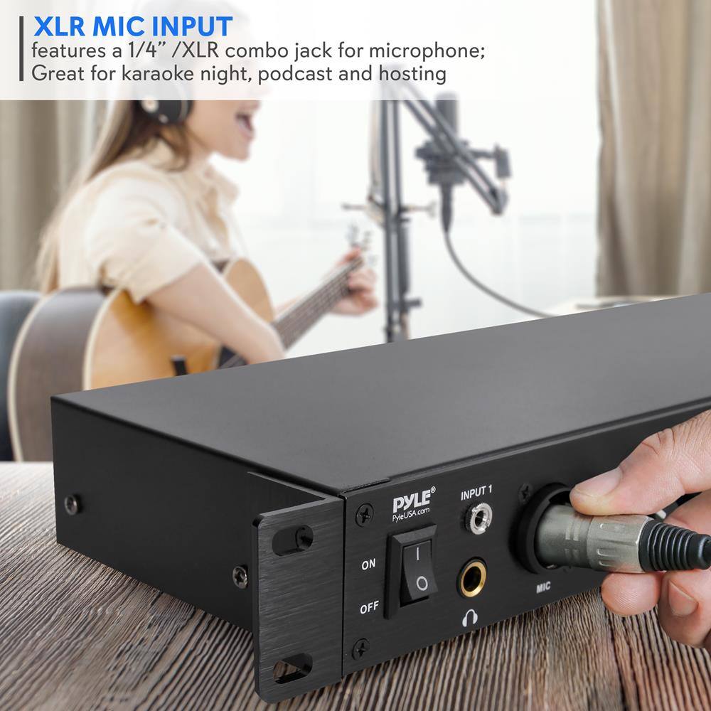 XLR MIC INPUT  
features a 1/4" /XLR combo jack for microphone;  
Great for karaoke night, podcast and hosting  

PYLE  
PyleUSA.com  

INPUT 1  
ON OFF  
MIC