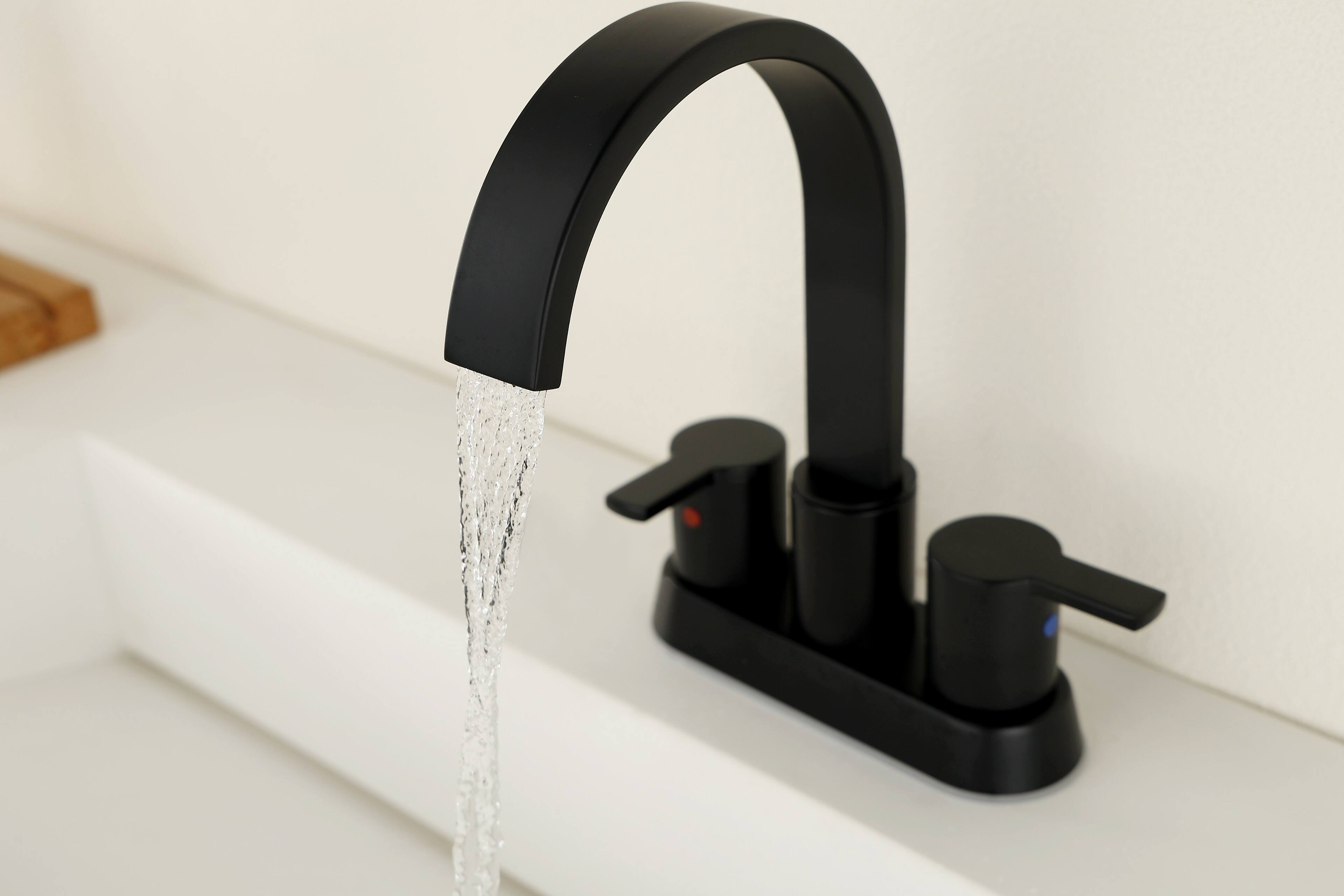 Angle. Bothwa Home - Bothwa Home Bathroom Sink Faucet 2-Handle Centerset Bathroom Faucet - Matt black.
