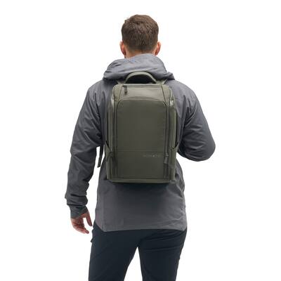 Nomatic Travel Pack (Olive, 14L) Nomatic Travel Pack (Olive, 14L)