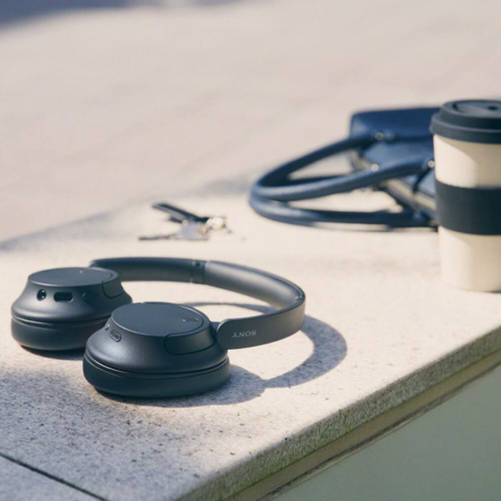 Alt View 5. Sony - WH-CH720N Wireless Noise Cancelling Headphone Black w/ Pro Stand Kit.